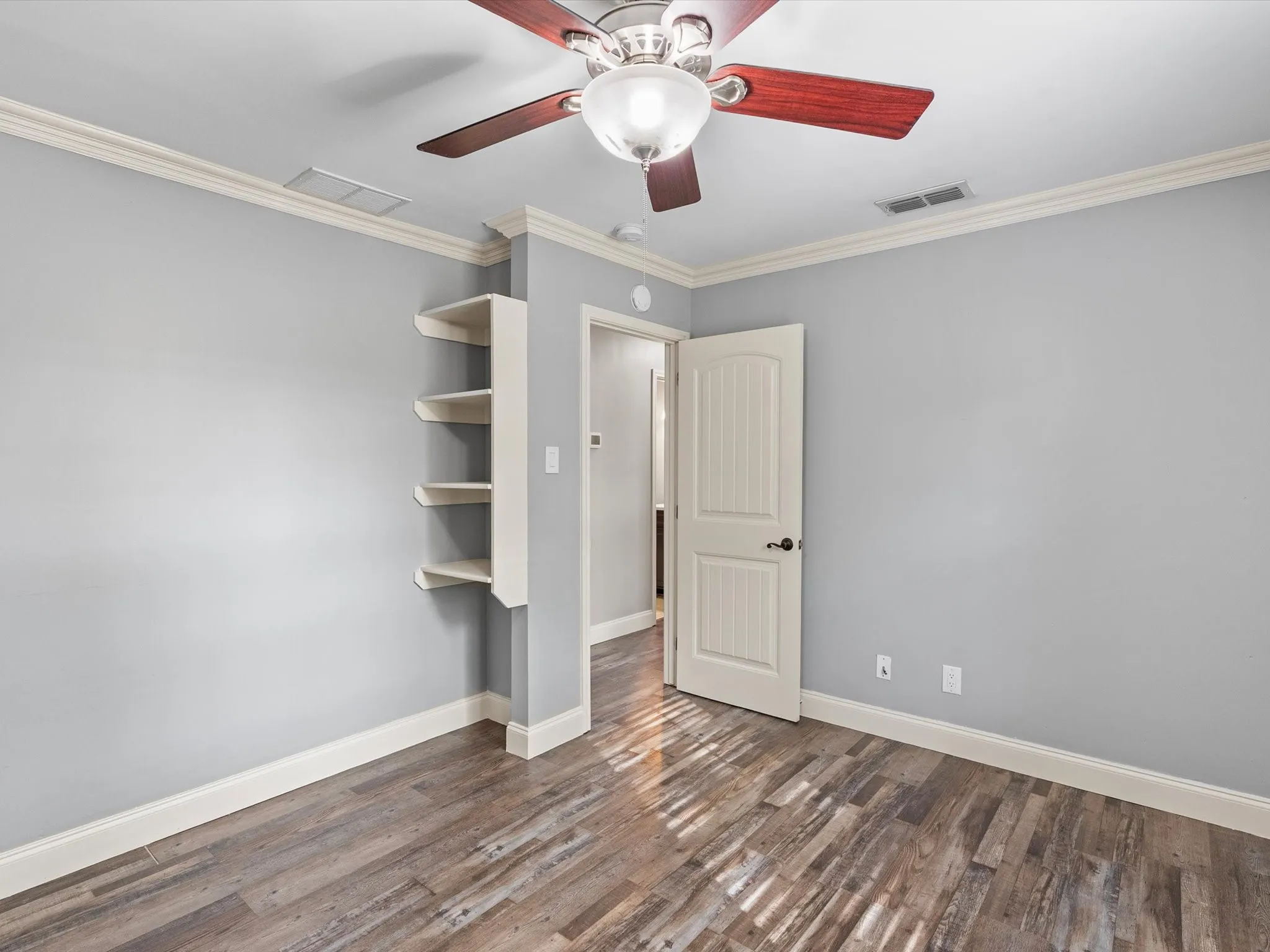 Single Family Residence For Sale in Fannin County , 1622 Fm 815, Trenton, Texas 75490, 3 Bedroom, 2 Bathroom, Garage spaces, 1,120 Sqft, built in 1983, mls#21389792, Real Estate Agent in Trenton, Homes For Sale in Fannin county, Homes For Sale in Trenton, Realtor in Trenton Texas, Real Estate Brokerage Independent Realty Texas, Luminita Cordes Realtor