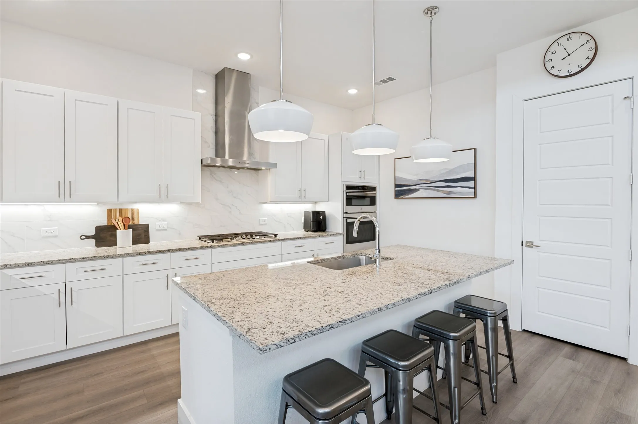 Single Family Residence For Sale in Dallas County , 916 Banyan Tree Lane, Richardson, Texas 75081, 5 Bedroom, 4 Bathroom, 2 Garage spaces, 3,568 Sqft, built in 2021, mls#21383366, Real Estate Agent in Richardson, Homes For Sale in Dallas county, Homes For Sale in Richardson, Realtor in Richardson Texas, Real Estate Brokerage Independent Realty Texas, Luminita Cordes Realtor