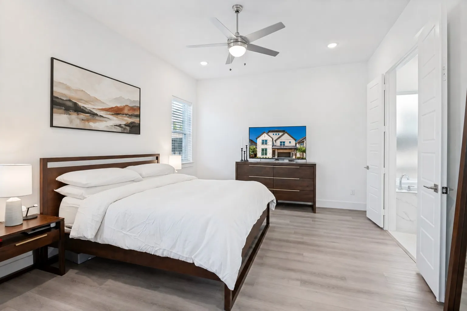 Single Family Residence For Sale in Dallas County , 916 Banyan Tree Lane, Richardson, Texas 75081, 5 Bedroom, 4 Bathroom, 2 Garage spaces, 3,568 Sqft, built in 2021, mls#21383366, Real Estate Agent in Richardson, Homes For Sale in Dallas county, Homes For Sale in Richardson, Realtor in Richardson Texas, Real Estate Brokerage Independent Realty Texas, Luminita Cordes Realtor