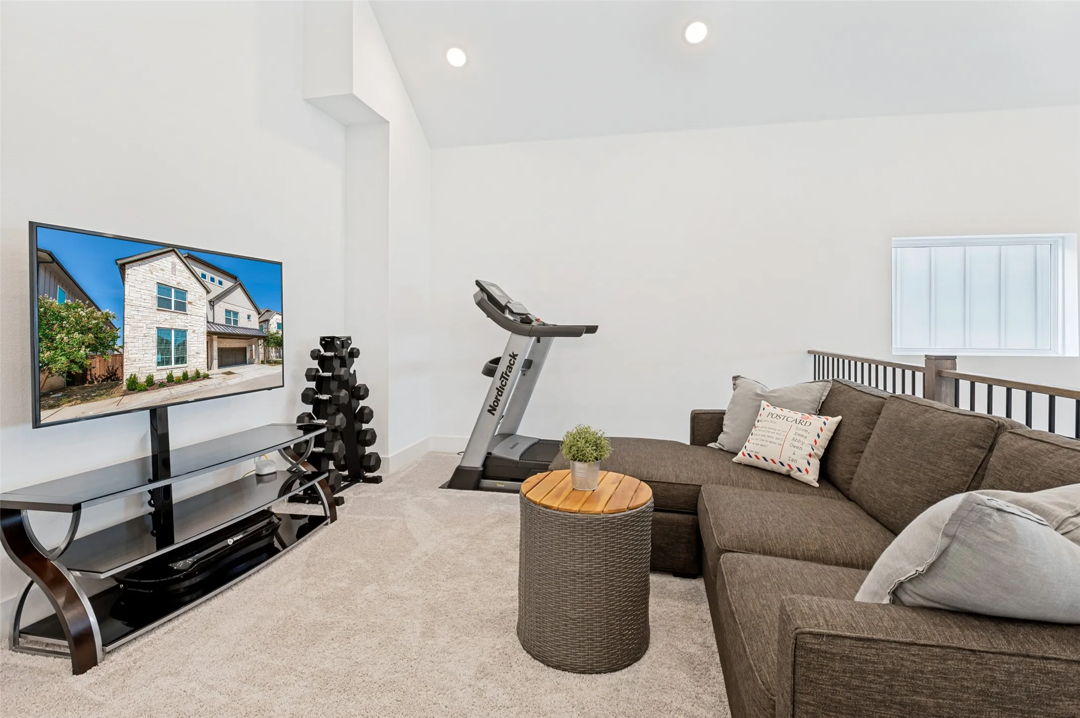 Single Family Residence For Sale in Dallas County , 916 Banyan Tree Lane, Richardson, Texas 75081, 5 Bedroom, 4 Bathroom, 2 Garage spaces, 3,568 Sqft, built in 2021, mls#21383366, Real Estate Agent in Richardson, Homes For Sale in Dallas county, Homes For Sale in Richardson, Realtor in Richardson Texas, Real Estate Brokerage Independent Realty Texas, Luminita Cordes Realtor