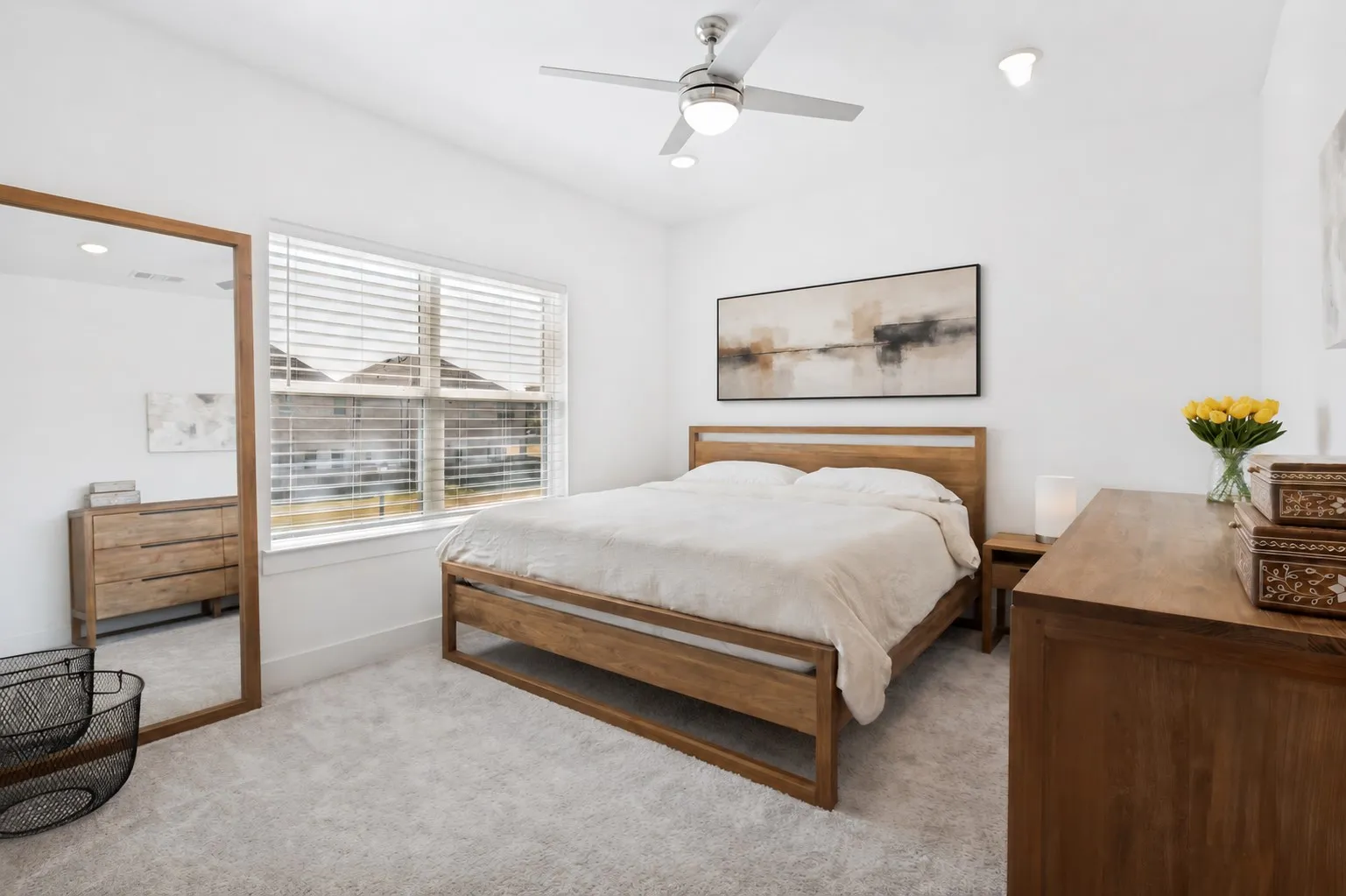 Single Family Residence For Sale in Dallas County , 916 Banyan Tree Lane, Richardson, Texas 75081, 5 Bedroom, 4 Bathroom, 2 Garage spaces, 3,568 Sqft, built in 2021, mls#21383366, Real Estate Agent in Richardson, Homes For Sale in Dallas county, Homes For Sale in Richardson, Realtor in Richardson Texas, Real Estate Brokerage Independent Realty Texas, Luminita Cordes Realtor