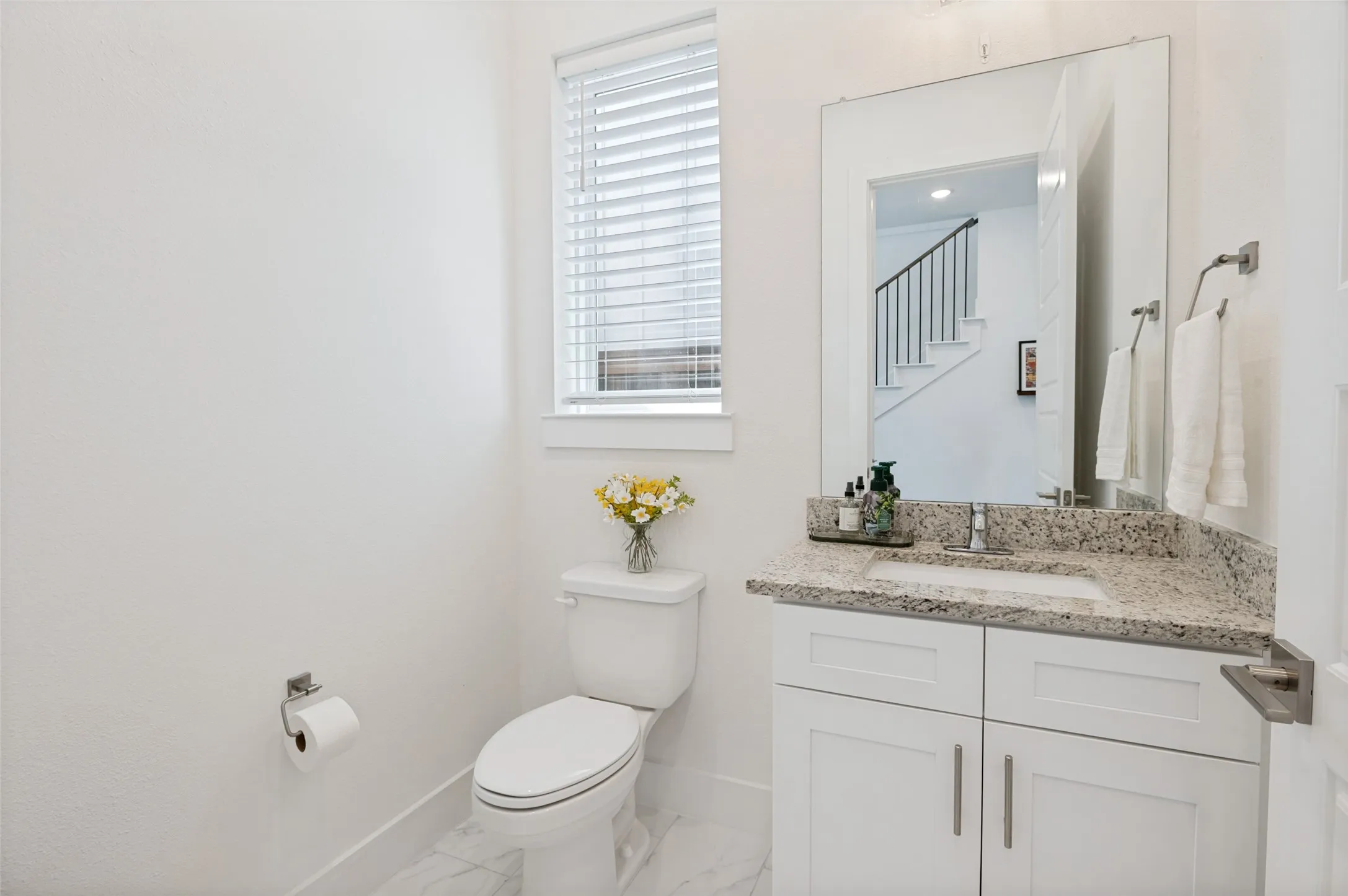 Single Family Residence For Sale in Dallas County , 916 Banyan Tree Lane, Richardson, Texas 75081, 5 Bedroom, 4 Bathroom, 2 Garage spaces, 3,568 Sqft, built in 2021, mls#21383366, Real Estate Agent in Richardson, Homes For Sale in Dallas county, Homes For Sale in Richardson, Realtor in Richardson Texas, Real Estate Brokerage Independent Realty Texas, Luminita Cordes Realtor