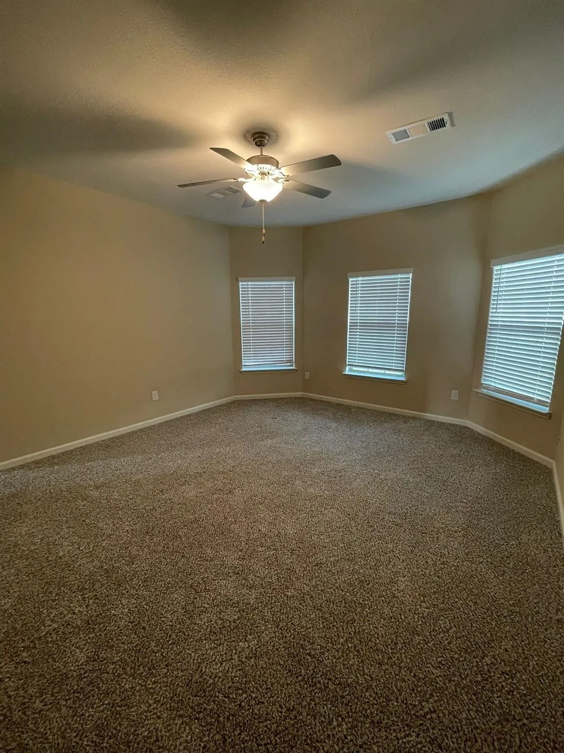 Single Family Residence For Rent in Collin County , 2252 Cashmere Way, Princeton, Texas 75407, 4 Bedroom, 3 Bathroom, 2 Garage spaces, 2,171 Sqft, built in 2021, mls#21389795, Real Estate Agent in Princeton, Homes For Rent in Collin county, Homes For Rent in Princeton, Realtor in Princeton Texas, Real Estate Brokerage Independent Realty Texas, Luminita Cordes Realtor