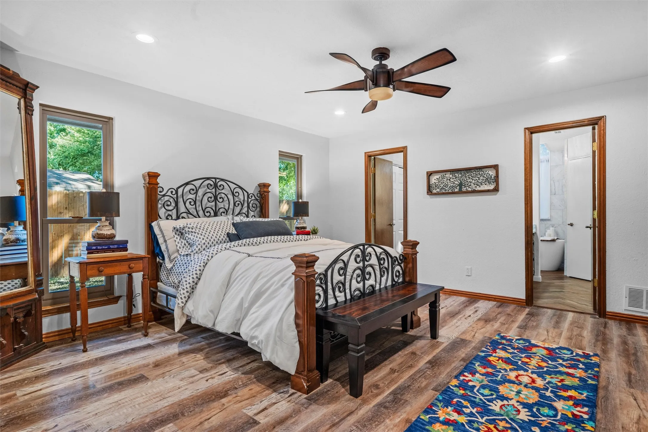 Single Family Residence For Sale in Tarrant County , 1022 Chasemore Drive, Mansfield, Texas 76063, 4 Bedroom, 3 Bathroom, 2 Garage spaces, 2,786 Sqft, built in 1984, mls#21375089, Real Estate Agent in Mansfield, Homes For Sale in Tarrant county, Homes For Sale in Mansfield, Realtor in Mansfield Texas, Real Estate Brokerage Independent Realty Texas, Luminita Cordes Realtor