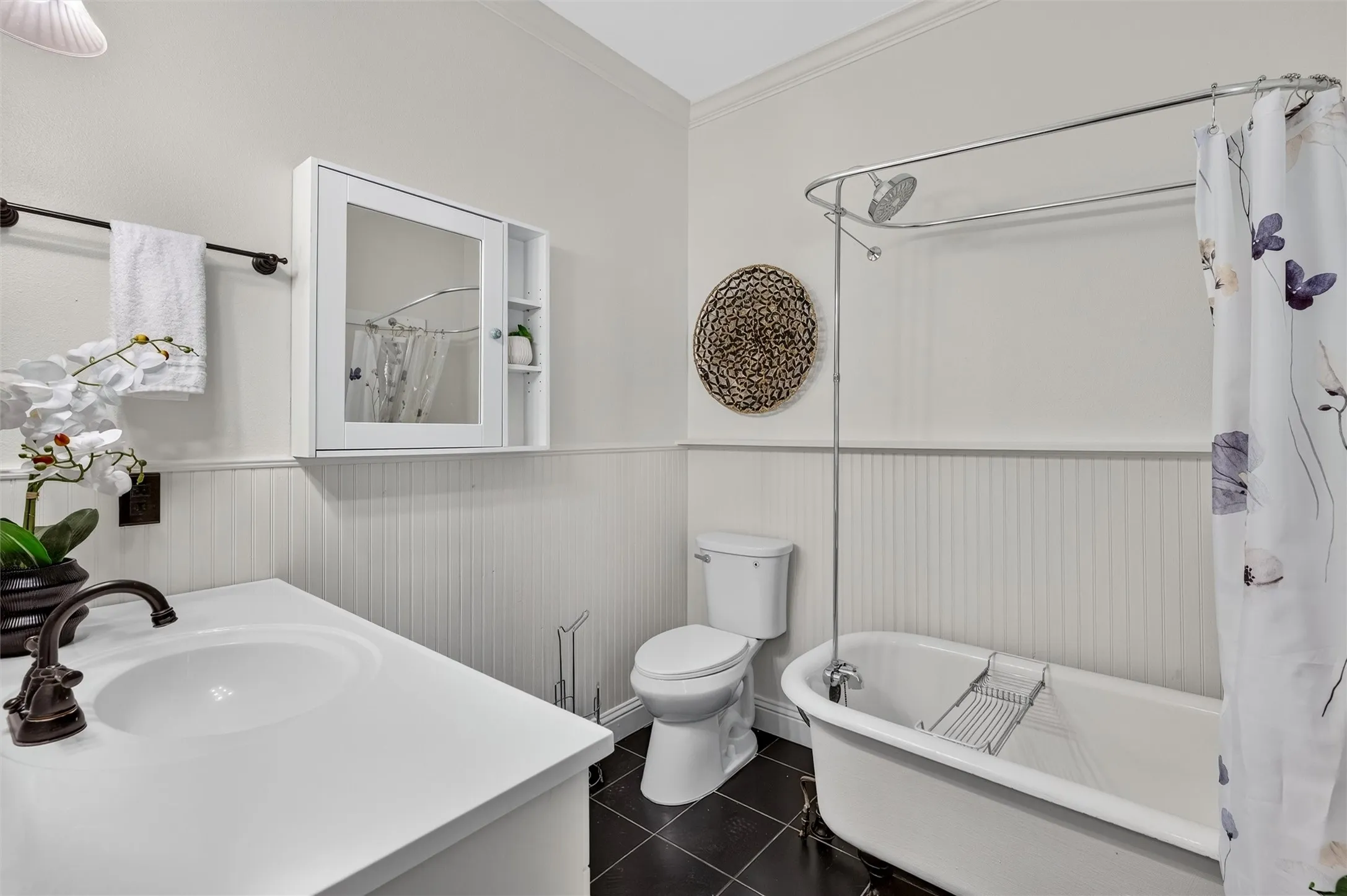 Single Family Residence For Sale in Collin County , 707 Tucker Street, Mc Kinney, Texas 75069, 3 Bedroom, 2 Bathroom, Garage spaces, 1,506 Sqft, built in 1925, mls#21389544, Real Estate Agent in Mc Kinney, Homes For Sale in Collin county, Homes For Sale in Mc Kinney, Realtor in Mc Kinney Texas, Real Estate Brokerage Independent Realty Texas, Luminita Cordes Realtor