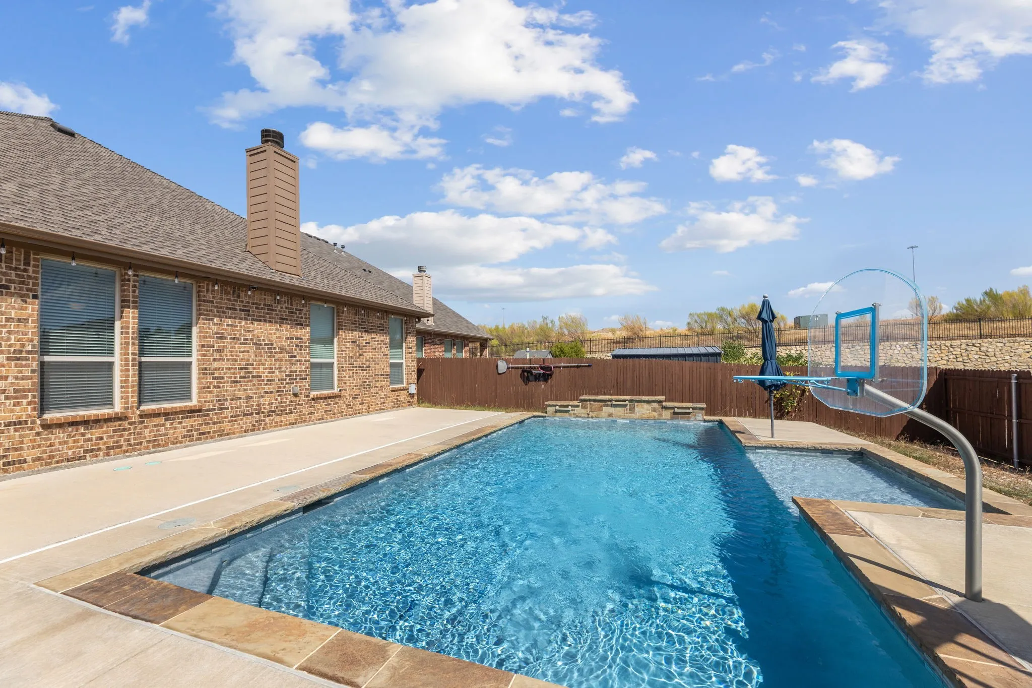 Single Family Residence For Sale in Tarrant County , 9801 Tule Lake Road, Fort Worth, Texas 76177, 4 Bedroom, 3 Bathroom, 2 Garage spaces, 2,752 Sqft, built in 2016, mls#21389782, Real Estate Agent in Fort Worth, Homes For Sale in Tarrant county, Homes For Sale in Fort Worth, Realtor in Fort Worth Texas, Real Estate Brokerage Independent Realty Texas, Luminita Cordes Realtor