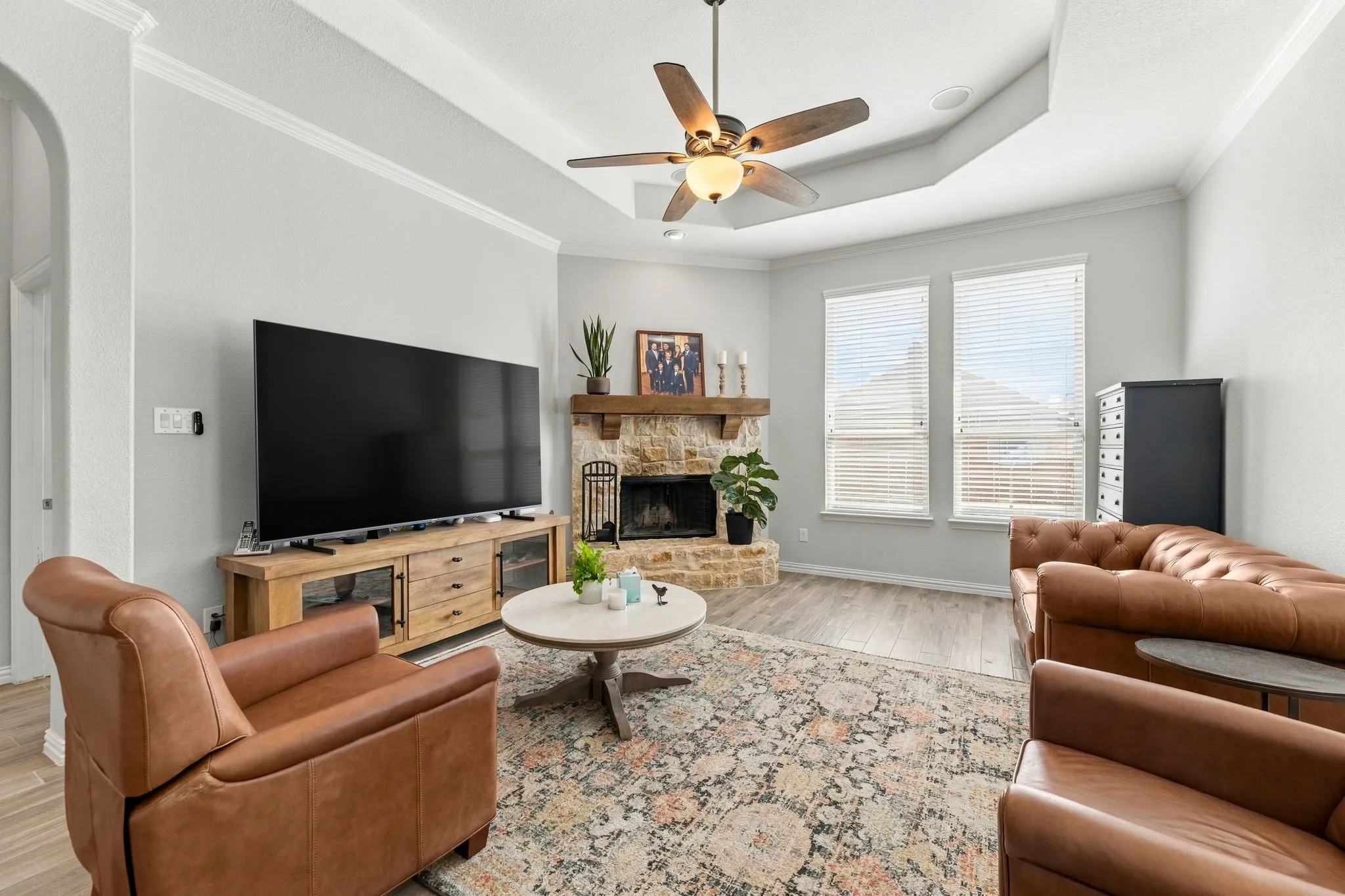 Single Family Residence For Sale in Tarrant County , 9801 Tule Lake Road, Fort Worth, Texas 76177, 4 Bedroom, 3 Bathroom, 2 Garage spaces, 2,752 Sqft, built in 2016, mls#21389782, Real Estate Agent in Fort Worth, Homes For Sale in Tarrant county, Homes For Sale in Fort Worth, Realtor in Fort Worth Texas, Real Estate Brokerage Independent Realty Texas, Luminita Cordes Realtor