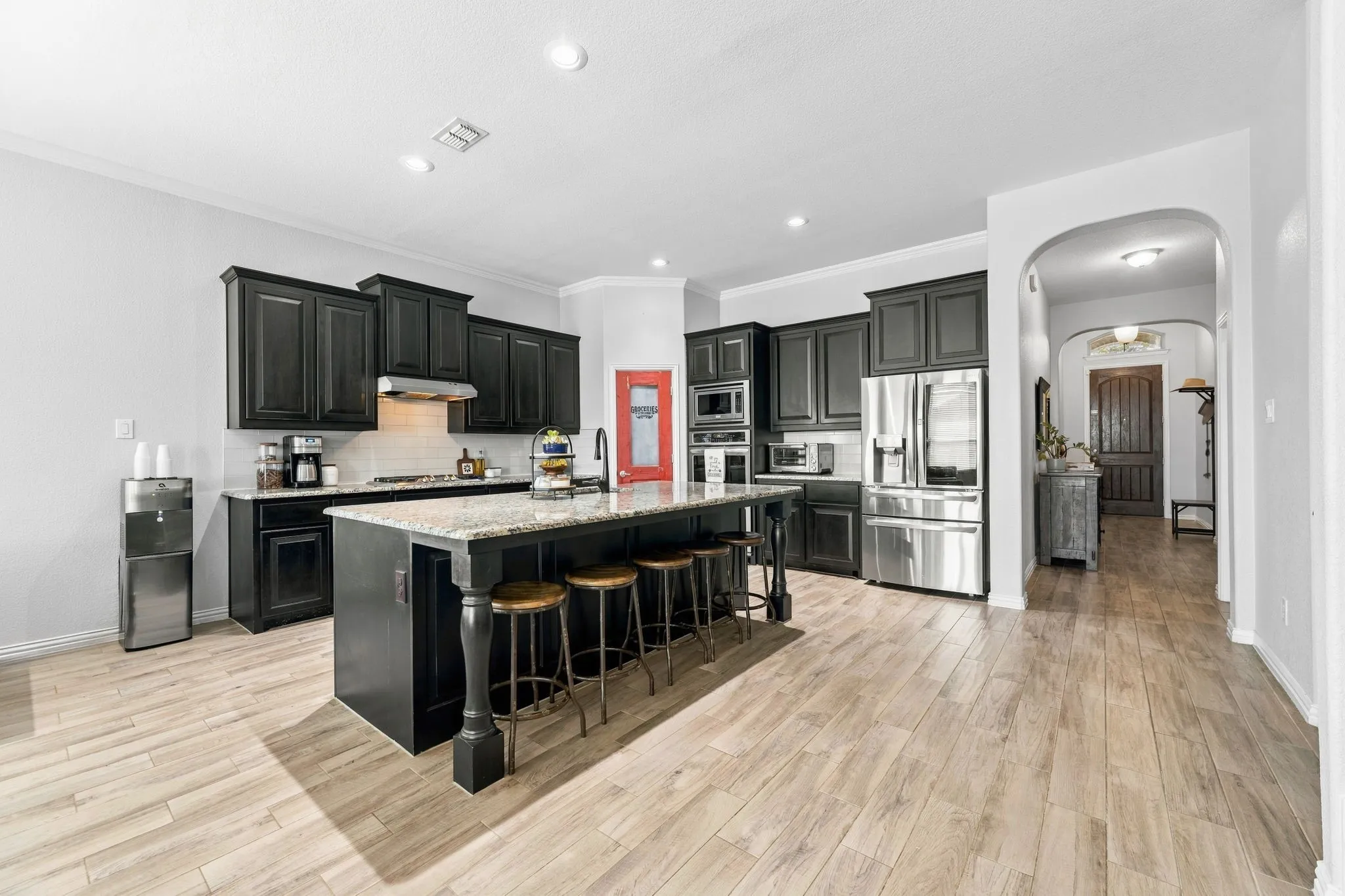 Single Family Residence For Sale in Tarrant County , 9801 Tule Lake Road, Fort Worth, Texas 76177, 4 Bedroom, 3 Bathroom, 2 Garage spaces, 2,752 Sqft, built in 2016, mls#21389782, Real Estate Agent in Fort Worth, Homes For Sale in Tarrant county, Homes For Sale in Fort Worth, Realtor in Fort Worth Texas, Real Estate Brokerage Independent Realty Texas, Luminita Cordes Realtor