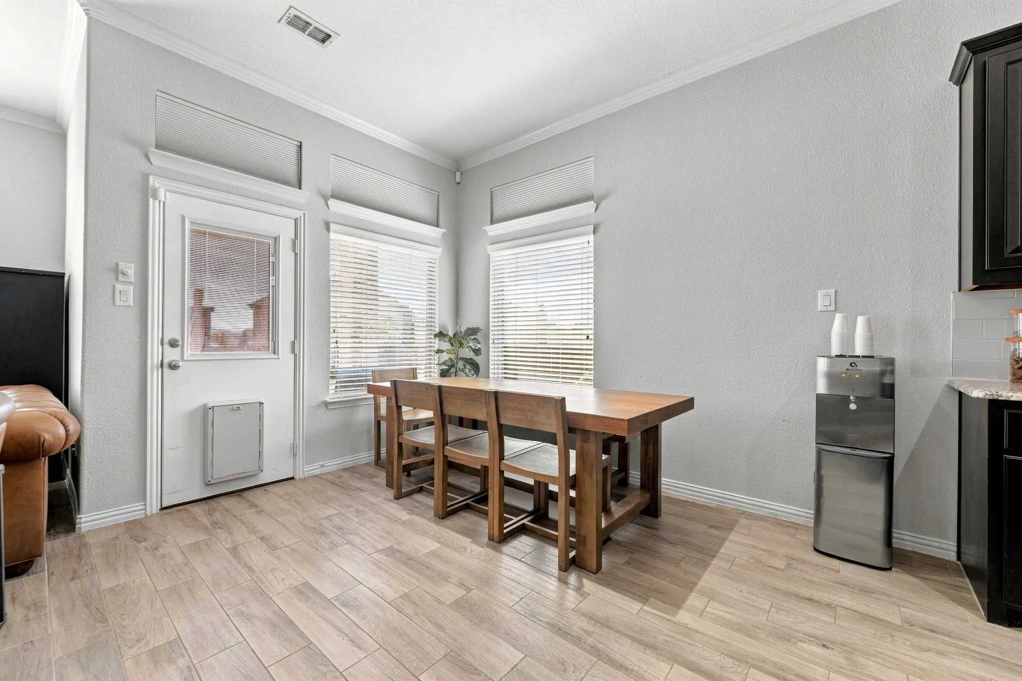 Single Family Residence For Sale in Tarrant County , 9801 Tule Lake Road, Fort Worth, Texas 76177, 4 Bedroom, 3 Bathroom, 2 Garage spaces, 2,752 Sqft, built in 2016, mls#21389782, Real Estate Agent in Fort Worth, Homes For Sale in Tarrant county, Homes For Sale in Fort Worth, Realtor in Fort Worth Texas, Real Estate Brokerage Independent Realty Texas, Luminita Cordes Realtor