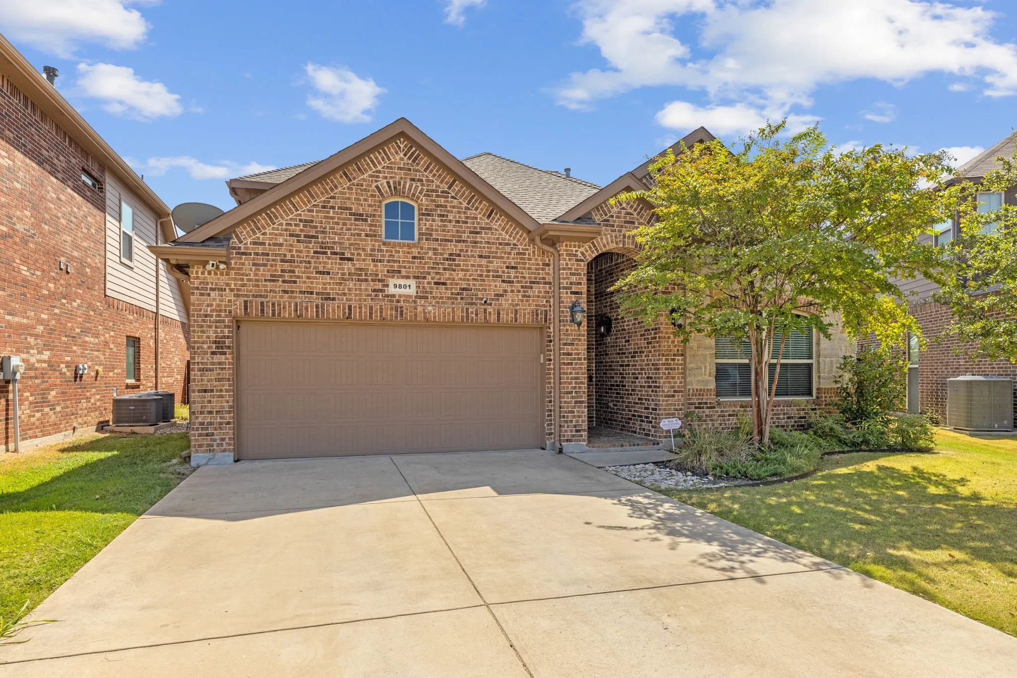 Single Family Residence For Sale in Tarrant County , 9801 Tule Lake Road, Fort Worth, Texas 76177, 4 Bedroom, 3 Bathroom, 2 Garage spaces, 2,752 Sqft, built in 2016, mls#21389782, Real Estate Agent in Fort Worth, Homes For Sale in Tarrant county, Homes For Sale in Fort Worth, Realtor in Fort Worth Texas, Real Estate Brokerage Independent Realty Texas, Luminita Cordes Realtor