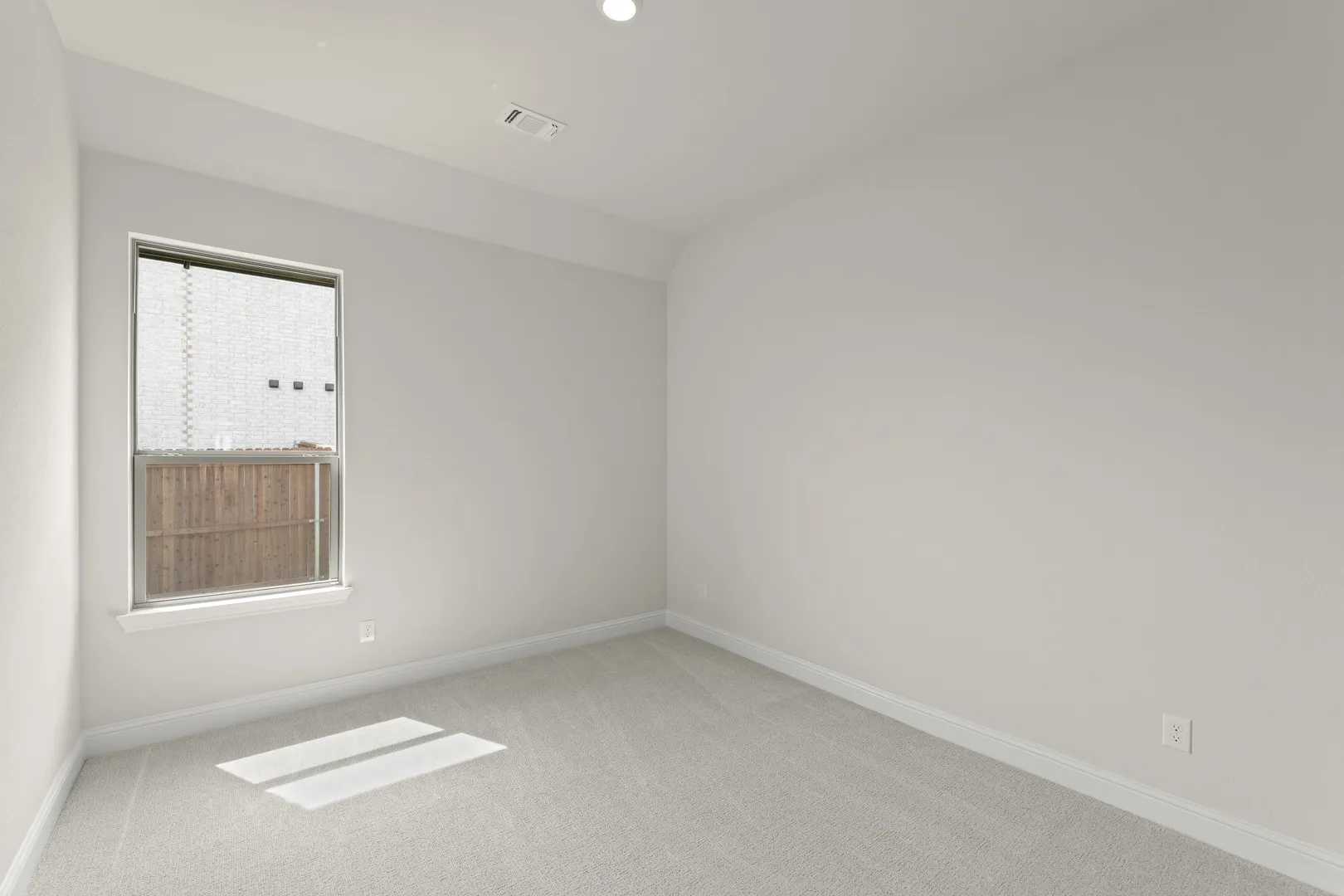 DFW-Lovers Landing-Concept 2370-217 Harmony Avenue-Bed 4-Risewell Homes