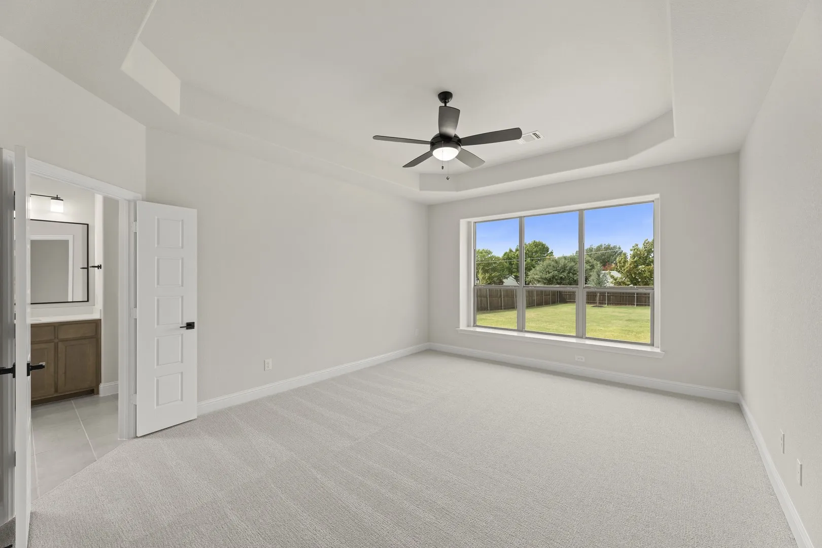 DFW-Lovers Landing-Concept 2370-217 Harmony Avenue-Primary-Risewell Homes