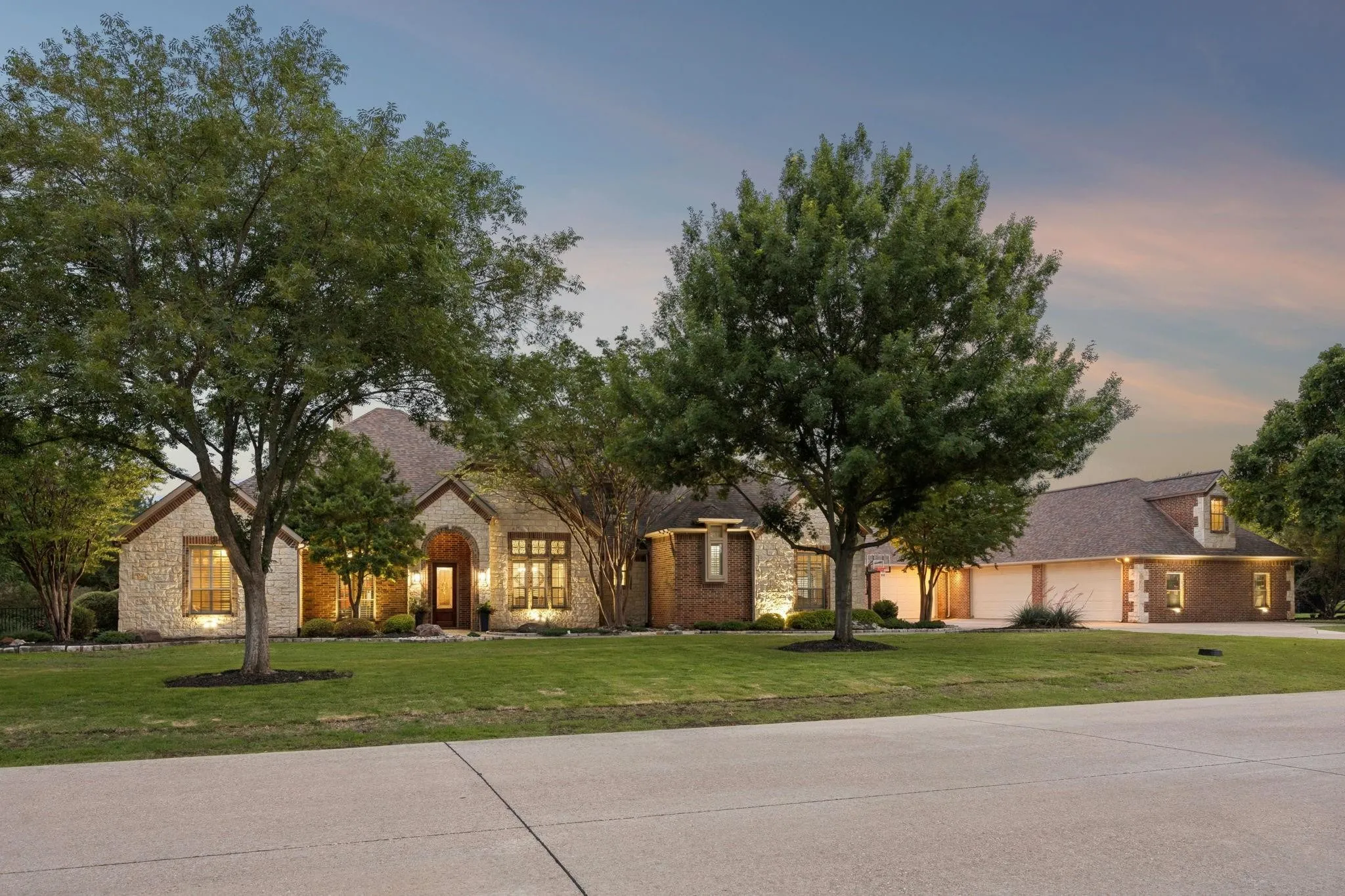 Single Family Residence For Sale