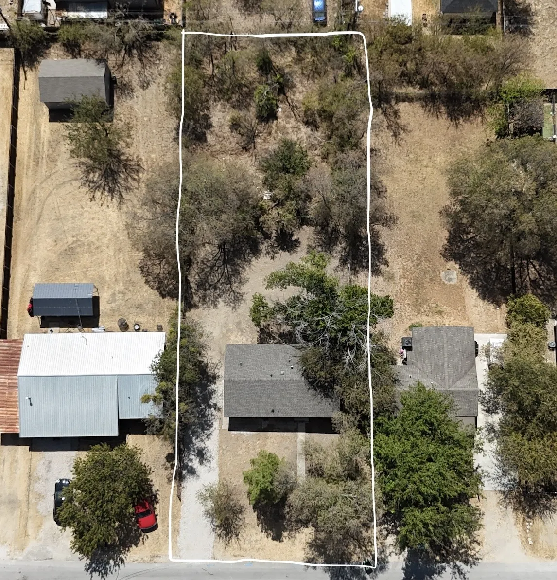 Single Family Residence For Sale in Tarrant County , 5217 Landino Street, Sansom Park, Texas 76114, 3 Bedroom, 2 Bathroom, Garage spaces, 866 Sqft, built in 1952, mls#21389585, Real Estate Agent in Sansom Park, Homes For Sale in Tarrant county, Homes For Sale in Sansom Park, Realtor in Sansom Park Texas, Real Estate Brokerage Independent Realty Texas, Luminita Cordes Realtor