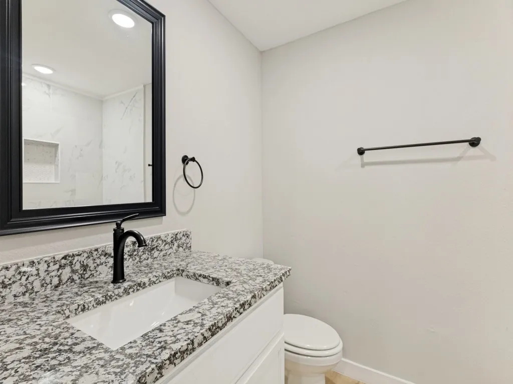 Single Family Residence For Sale in Tarrant County , 5217 Landino Street, Sansom Park, Texas 76114, 3 Bedroom, 2 Bathroom, Garage spaces, 866 Sqft, built in 1952, mls#21389585, Real Estate Agent in Sansom Park, Homes For Sale in Tarrant county, Homes For Sale in Sansom Park, Realtor in Sansom Park Texas, Real Estate Brokerage Independent Realty Texas, Luminita Cordes Realtor