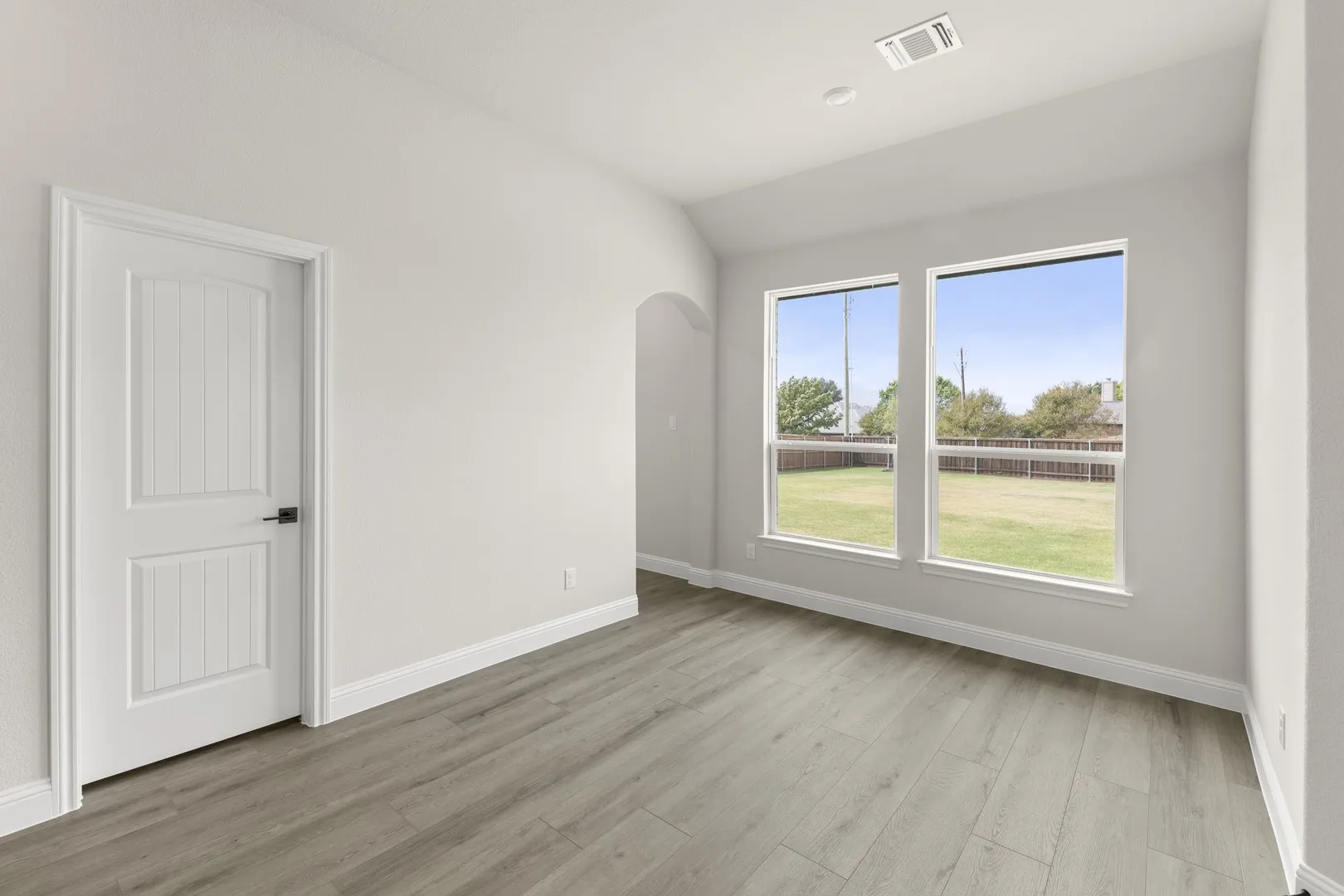 DFW-Lovers Landing-Concept 2464-219 Harmony Avenue-Dining-Risewell Homes