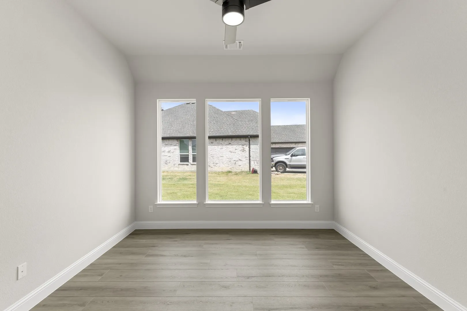 DFW-Lovers Landing-Concept 2464-219 Harmony Avenue-Study-Risewell Homes