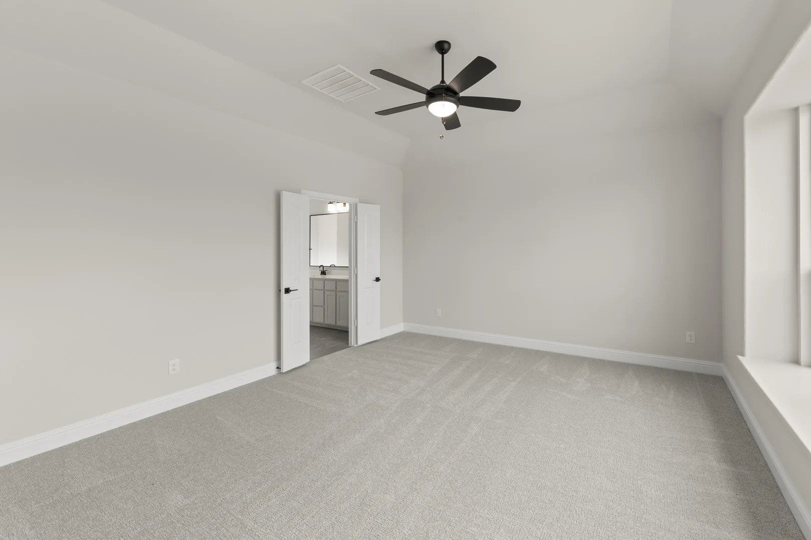 DFW-Lovers Landing-Concept 2464-219 Harmony Avenue-Primary 2-Risewell Homes