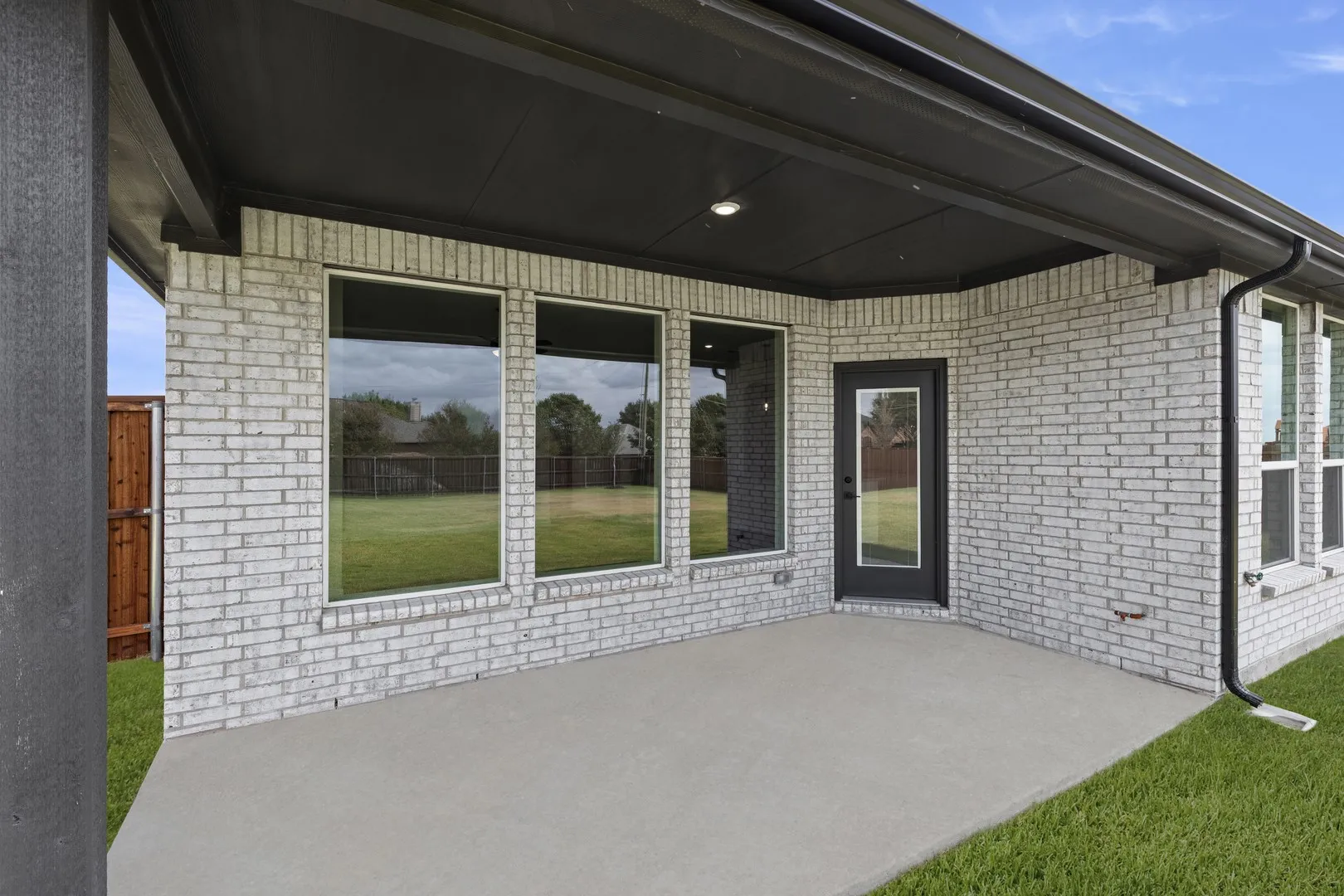 DFW-Lovers Landing-Concept 2464-219 Harmony Avenue-Patio-Risewell Homes