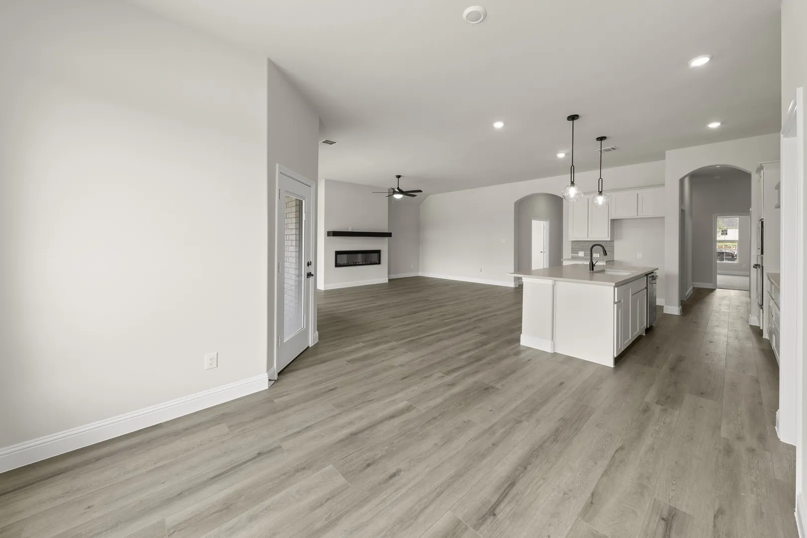 DFW-Lovers Landing-Concept 2464-219 Harmony Avenue-Dining 2-Risewell Homes