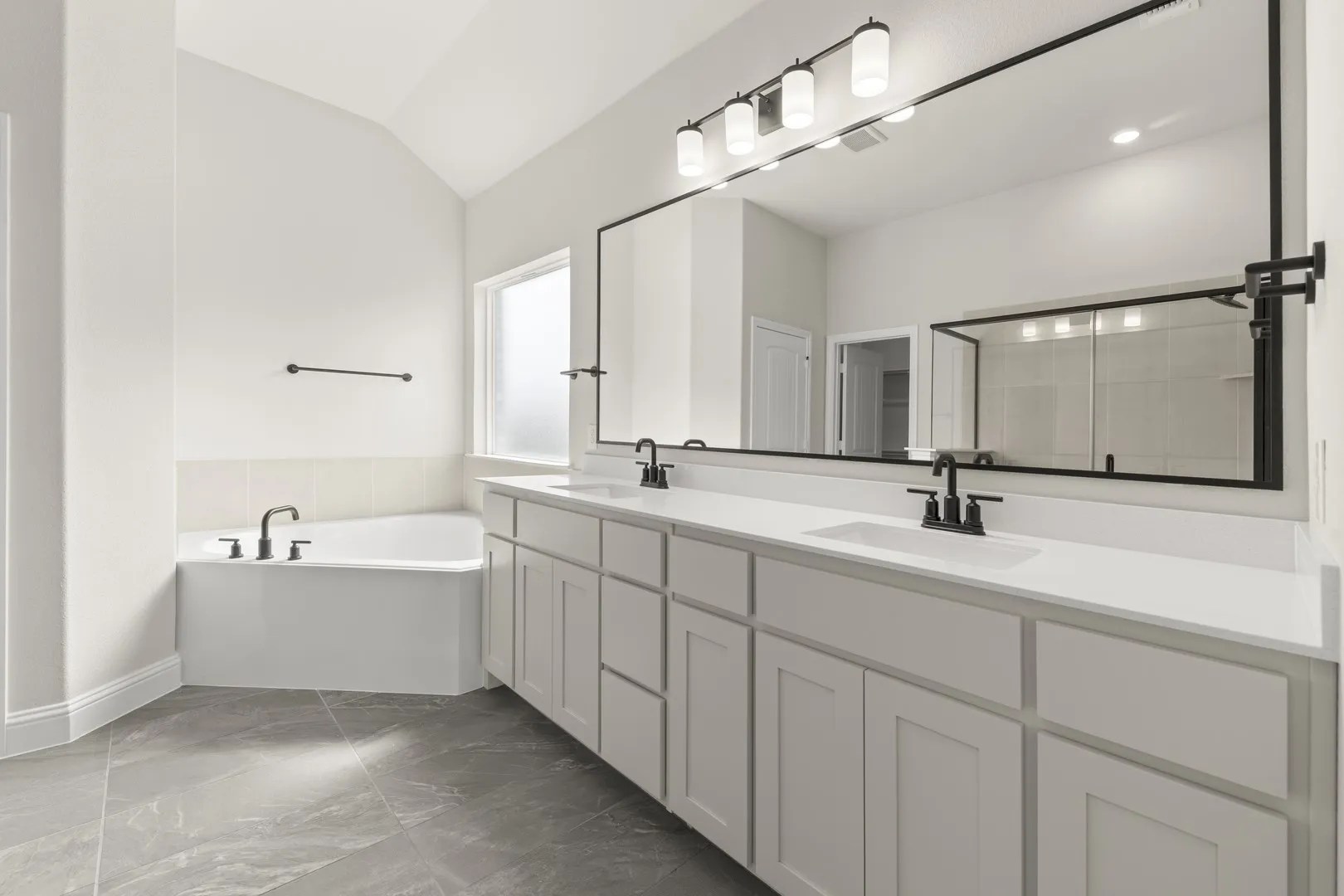 DFW-Lovers Landing-Concept 2464-219 Harmony Avenue-Bath 2-Risewell Homes