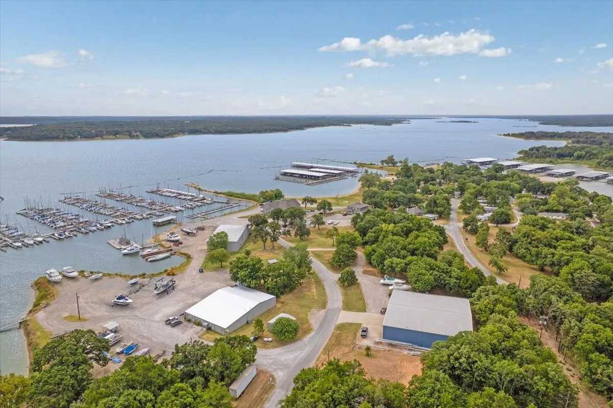 Nearby Cedar Mills Marina & Resort