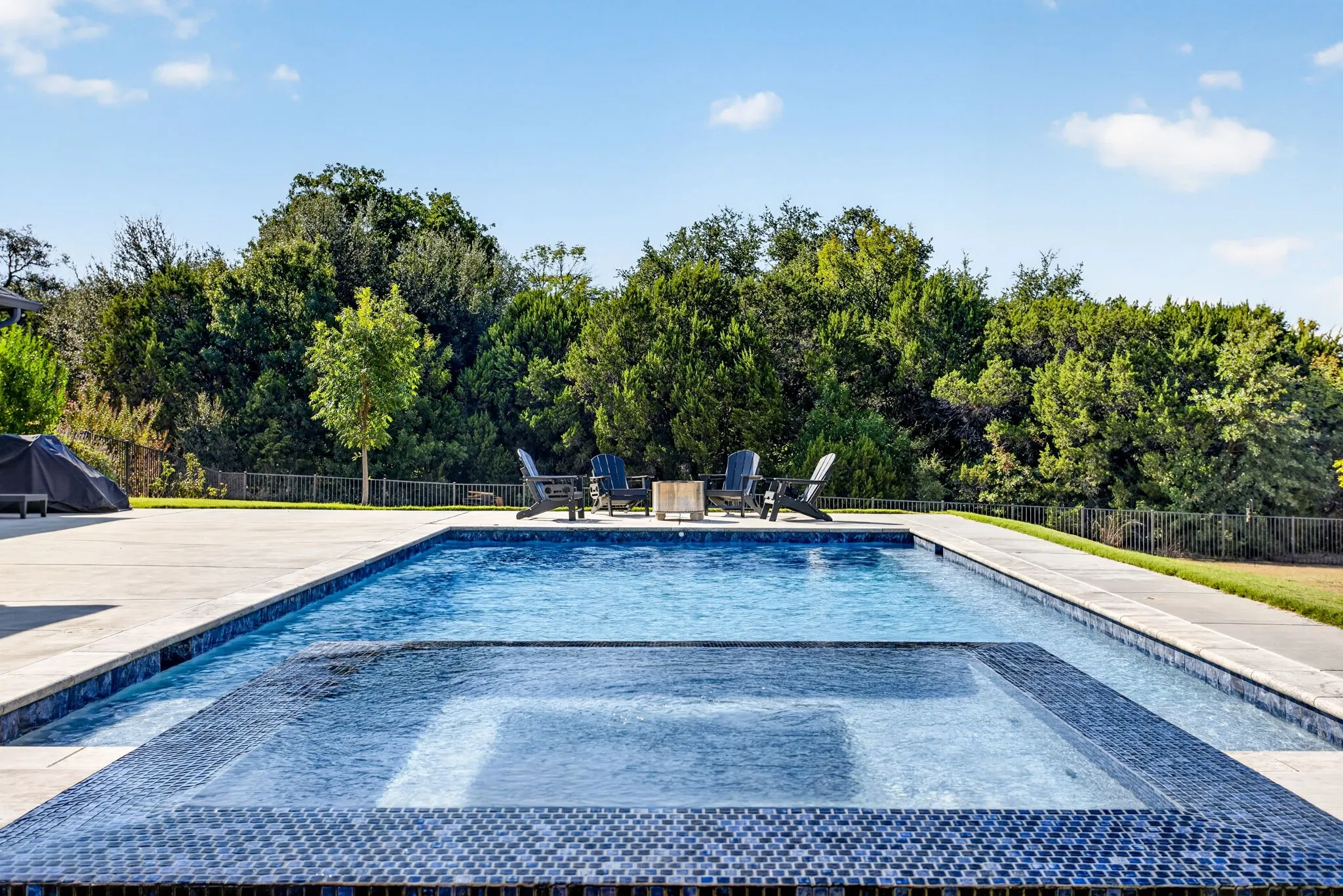 Single Family Residence For Sale in Hood County , 133 Helton Drive, Granbury, Texas 76049, 4 Bedroom, 3 Bathroom, 3 Garage spaces, 2,981 Sqft, built in 2022, mls#21389125, Real Estate Agent in Granbury, Homes For Sale in Hood county, Homes For Sale in Granbury, Realtor in Granbury Texas, Real Estate Brokerage Independent Realty Texas, Luminita Cordes Realtor