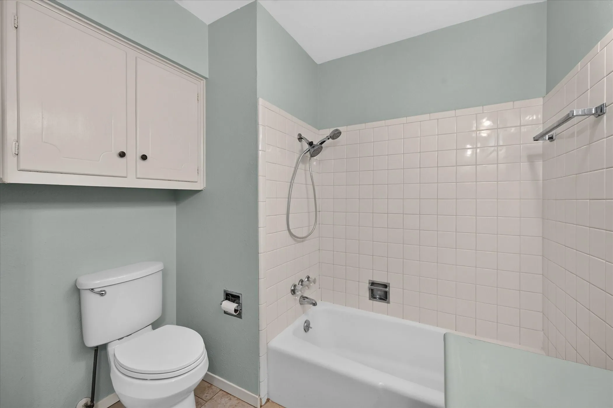 Bathroom at the end of the hall for guests and 2 bedrooms
