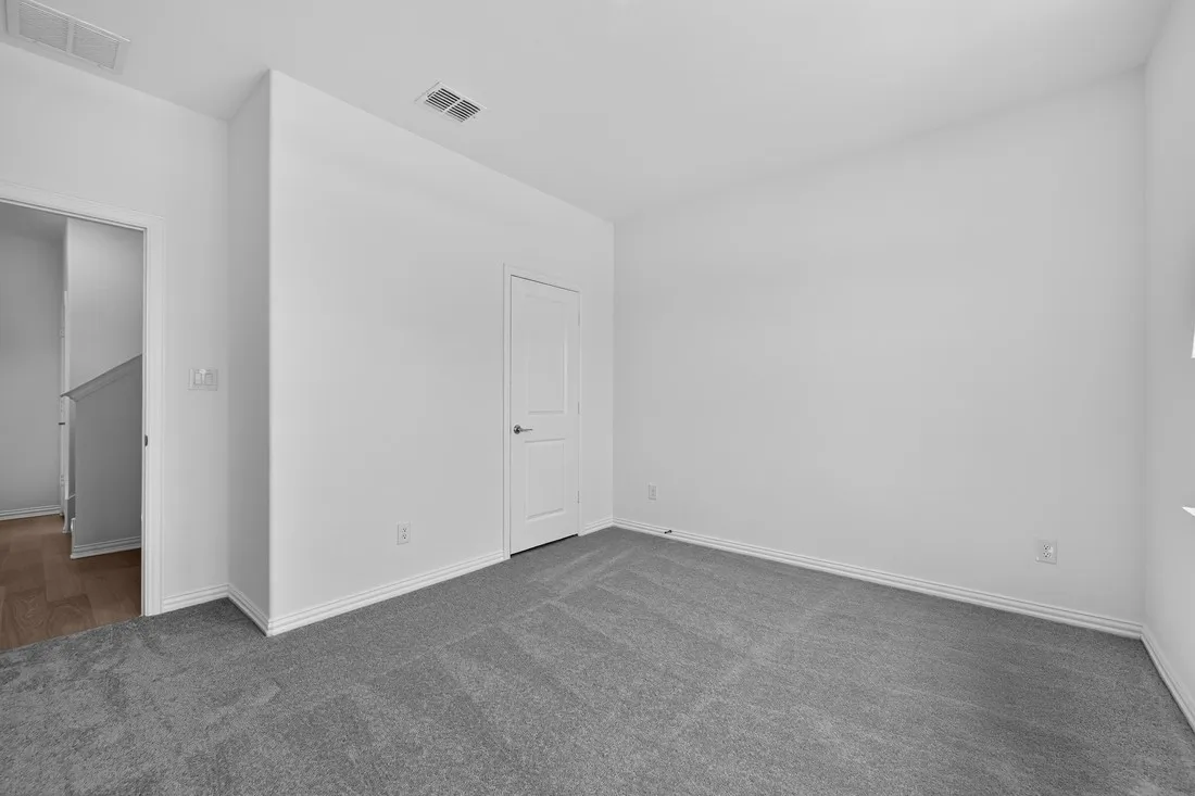 2636 Glacier Road ~ Ready Now