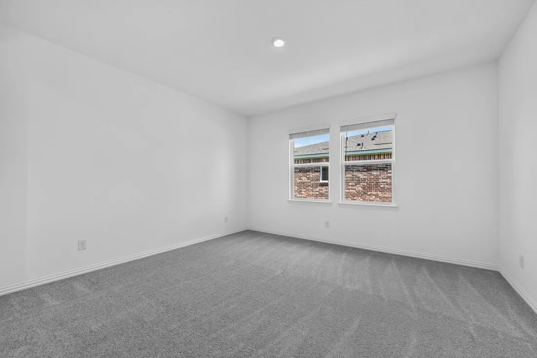 2636 Glacier Road ~ Ready Now