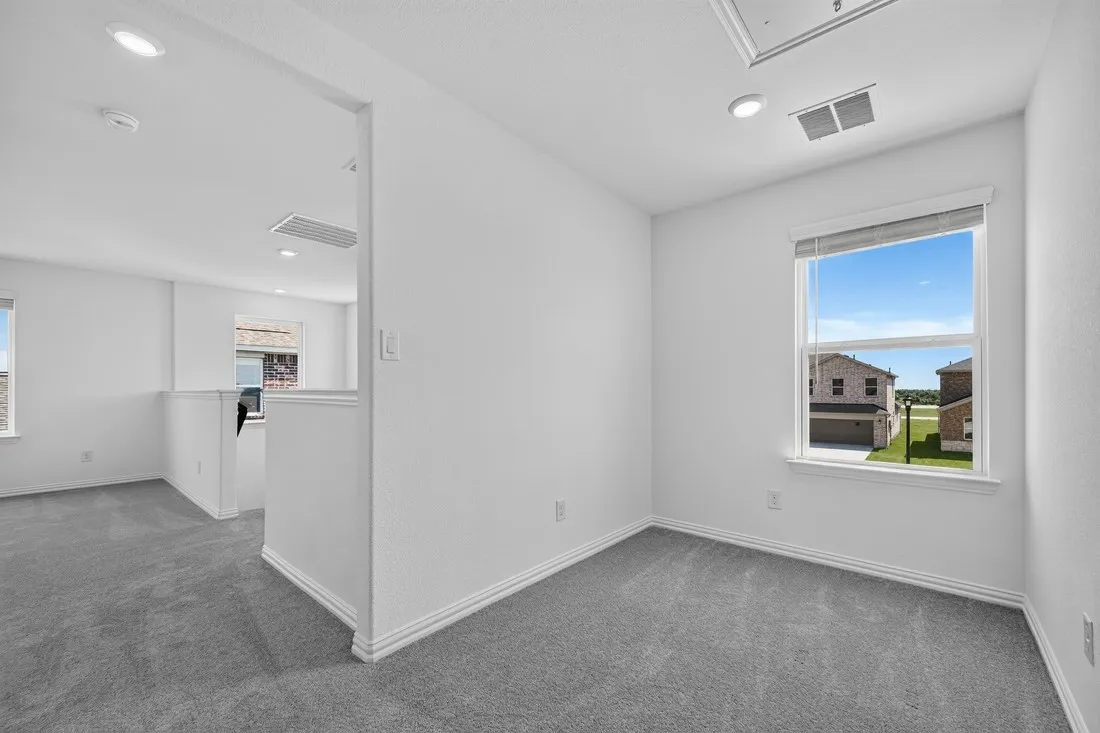 2636 Glacier Road ~ Ready Now
