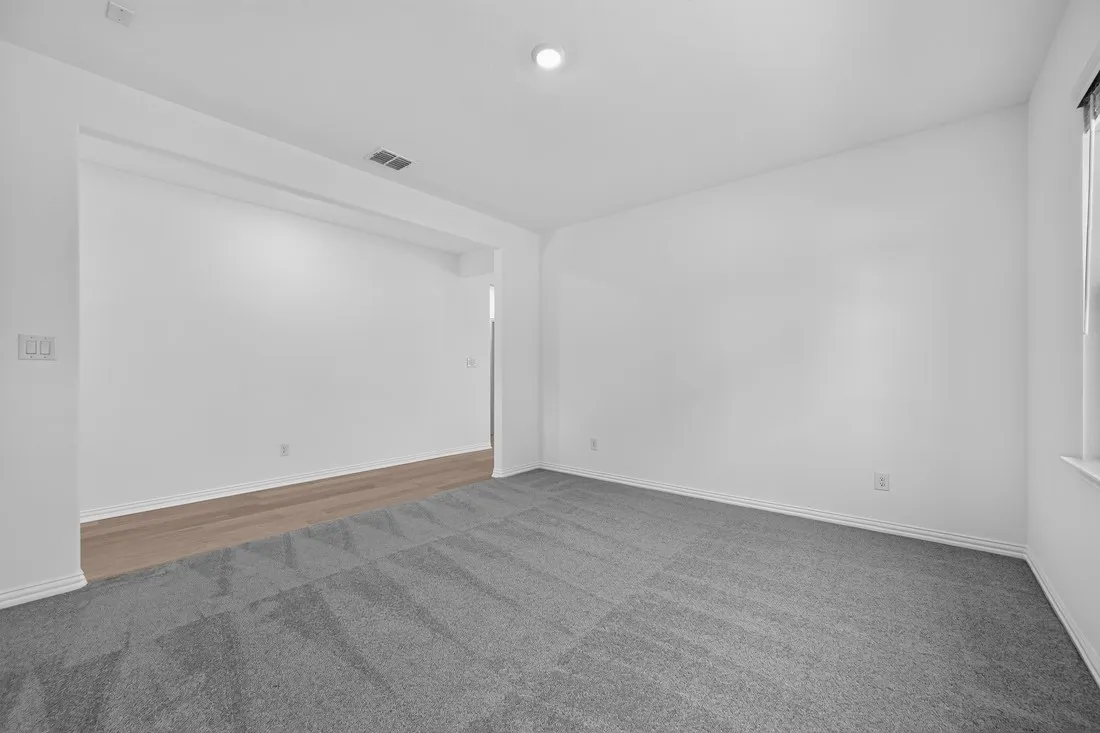 2636 Glacier Road ~ Ready Now