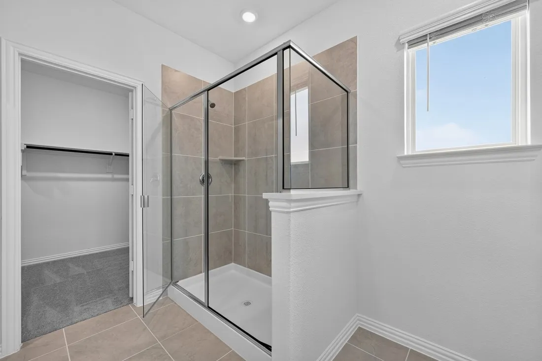 2636 Glacier Road ~ Ready Now