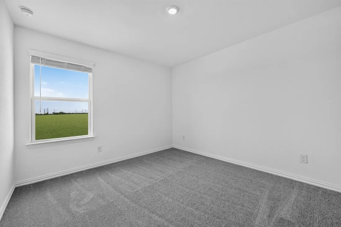 2636 Glacier Road ~ Ready Now