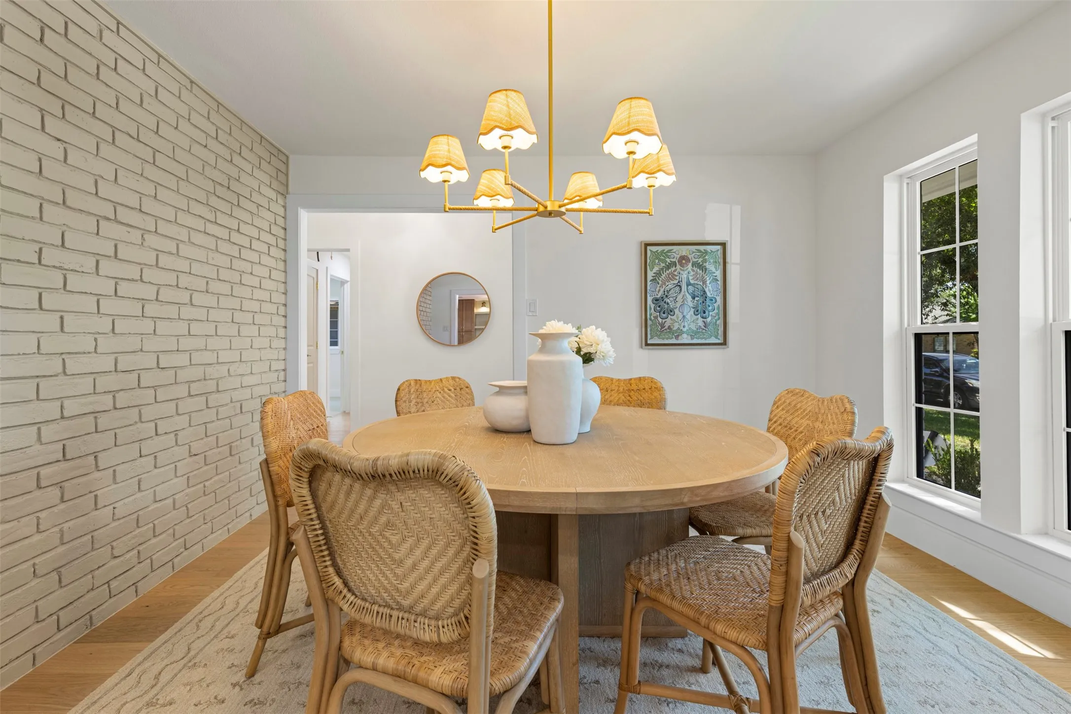 Single Family Residence For Sale in Collin County , 6427 Mimms Drive, Dallas, Texas 75252, 4 Bedroom, 3 Bathroom, 2 Garage spaces, 2,459 Sqft, built in 1981, mls#21389331, Real Estate Agent in Dallas, Homes For Sale in Collin county, Homes For Sale in Dallas, Realtor in Dallas Texas, Real Estate Brokerage Independent Realty Texas, Luminita Cordes Realtor