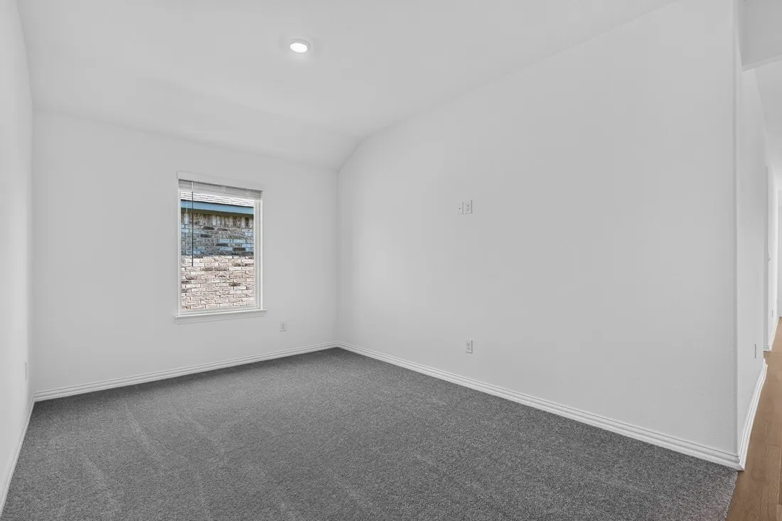 2633 Glacier Road ~ Ready Now