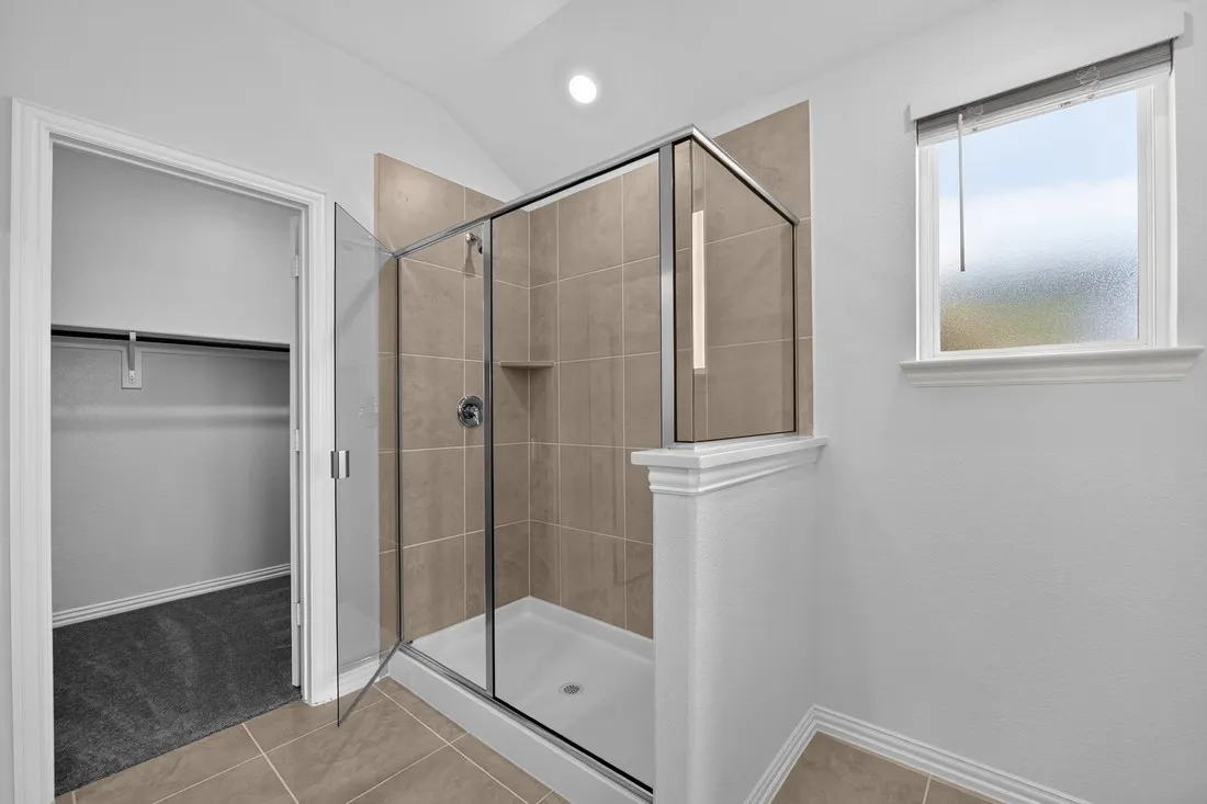 2633 Glacier Road ~ Ready Now