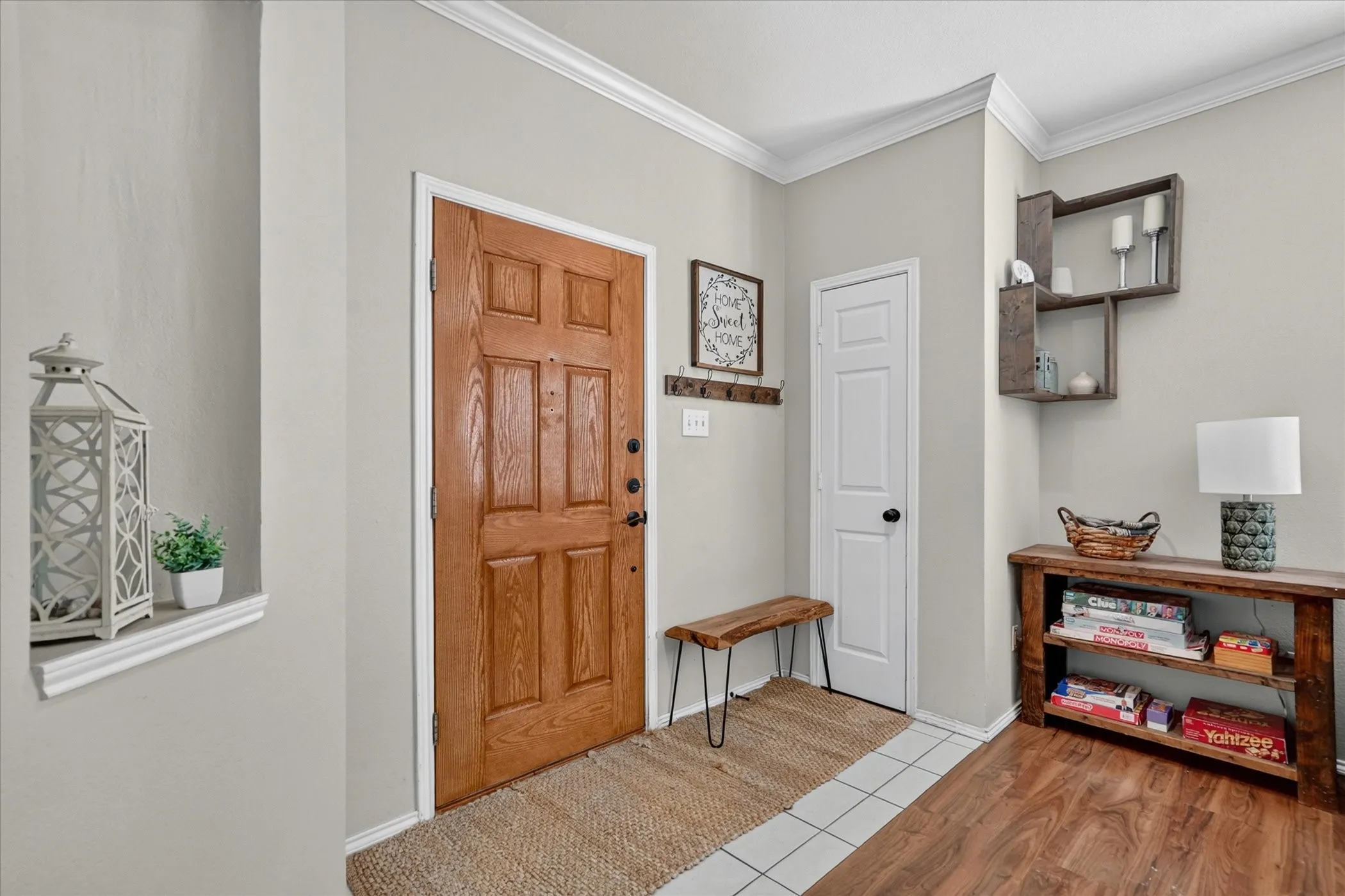 Single Family Residence For Sale in Tarrant County , 8425 Greylock Court, Fort Worth, Texas 76137, 3 Bedroom, 2 Bathroom, 2 Garage spaces, 1,615 Sqft, built in 1999, mls#21387969, Real Estate Agent in Fort Worth, Homes For Sale in Tarrant county, Homes For Sale in Fort Worth, Realtor in Fort Worth Texas, Real Estate Brokerage Independent Realty Texas, Luminita Cordes Realtor