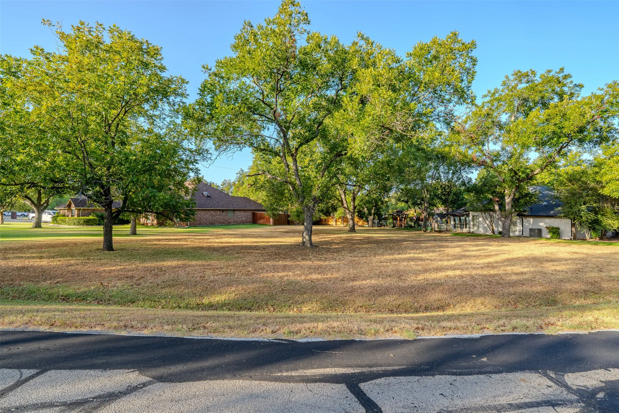Unimproved Land For Sale in Hood County , 6209 Joseph Drive, Granbury, Texas 76049, 0, 0, Garage spaces, 0 Sqft, built in 0, mls#21389833, Real Estate Agent in Granbury, Homes For Sale in Hood county, Homes For Sale in Granbury, Realtor in Granbury Texas, Real Estate Brokerage Independent Realty Texas, Luminita Cordes Realtor