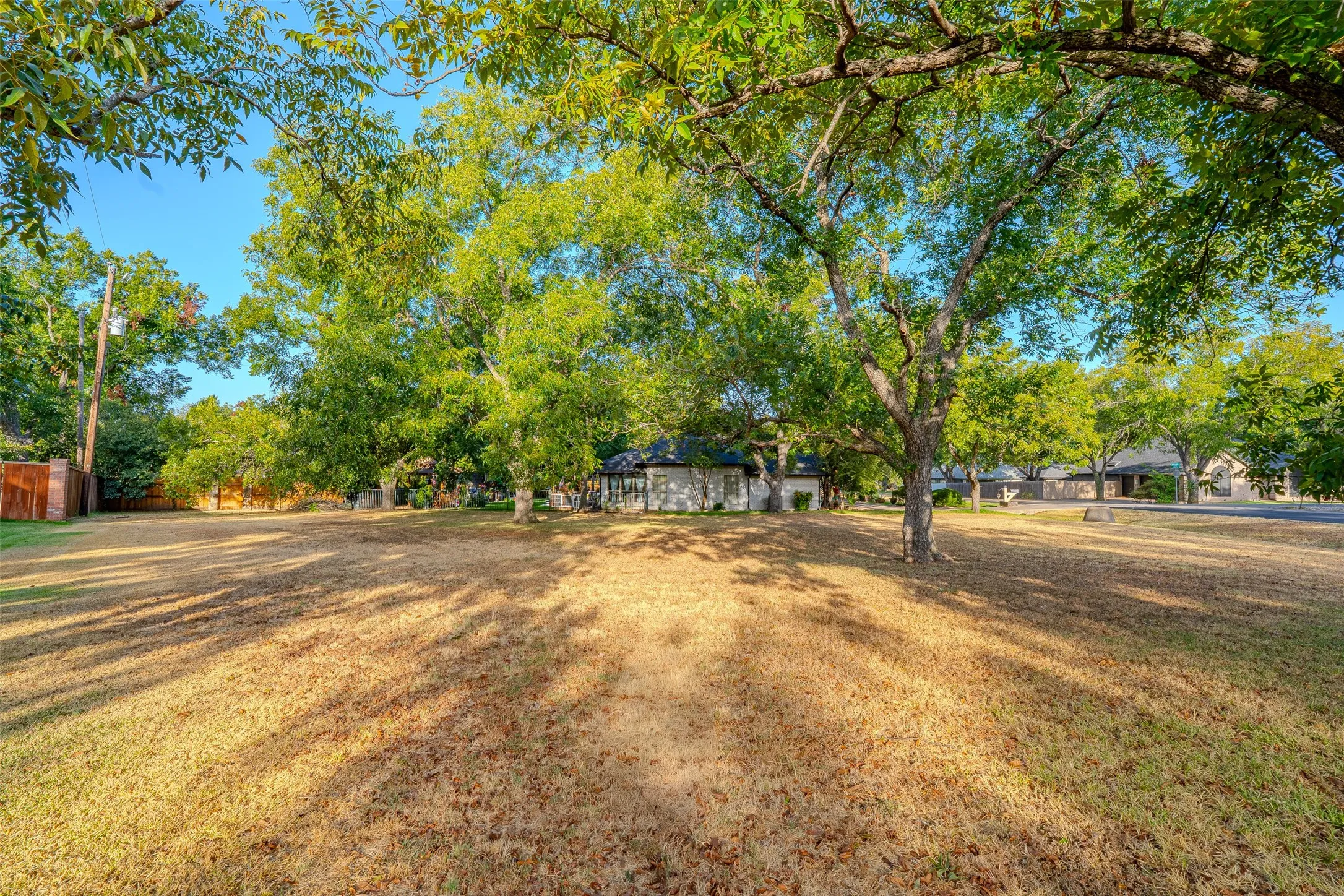 Unimproved Land For Sale in Hood County , 6209 Joseph Drive, Granbury, Texas 76049, 0, 0, Garage spaces, 0 Sqft, built in 0, mls#21389833, Real Estate Agent in Granbury, Homes For Sale in Hood county, Homes For Sale in Granbury, Realtor in Granbury Texas, Real Estate Brokerage Independent Realty Texas, Luminita Cordes Realtor