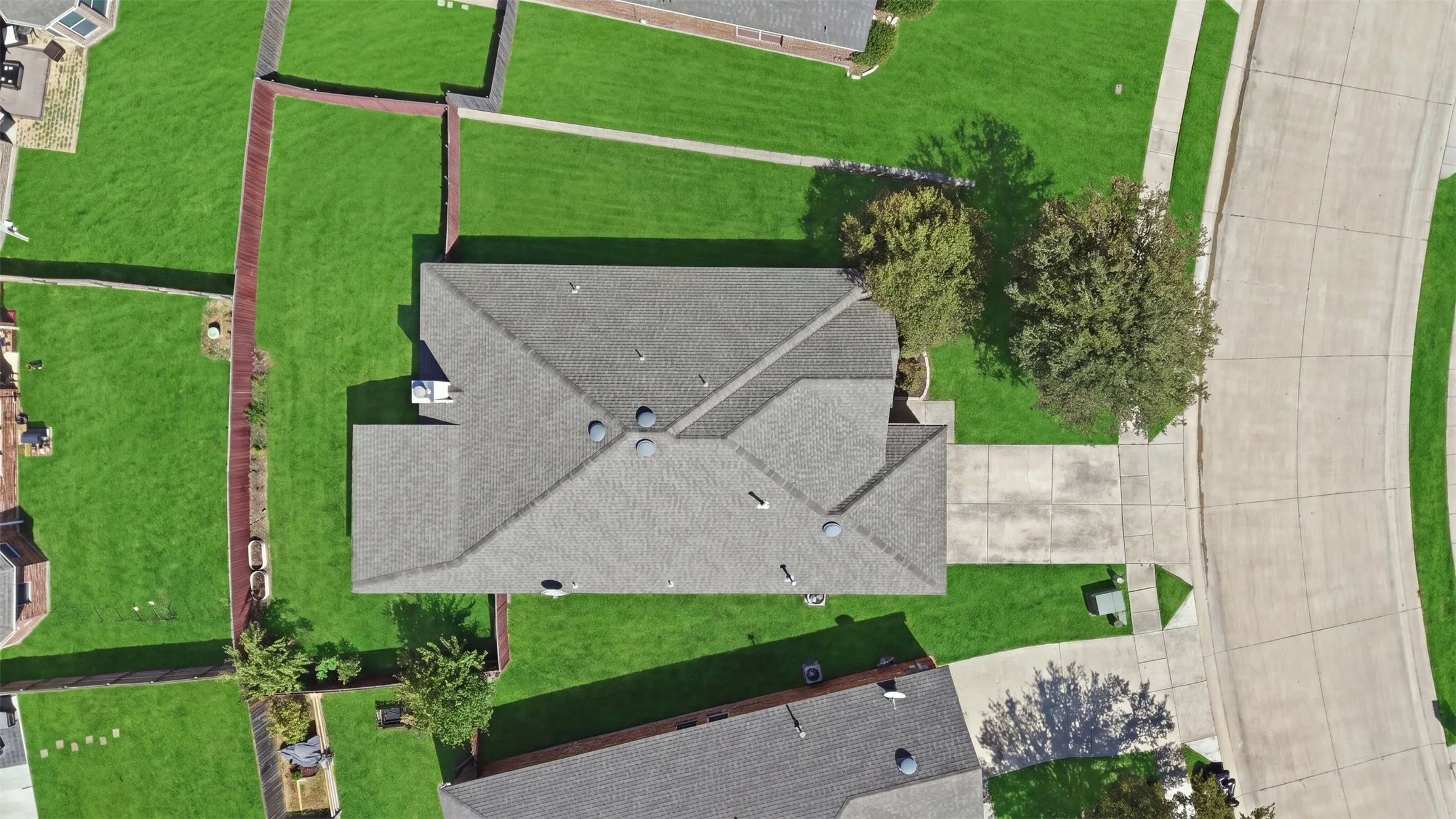 Single Family Residence For Sale in Collin County , 2829 Quarter Horse Lane, Celina, Texas 75009, 4 Bedroom, 2 Bathroom, 2 Garage spaces, 1,941 Sqft, built in 2006, mls#21389834, Real Estate Agent in Celina, Homes For Sale in Collin county, Homes For Sale in Celina, Realtor in Celina Texas, Real Estate Brokerage Independent Realty Texas, Luminita Cordes Realtor