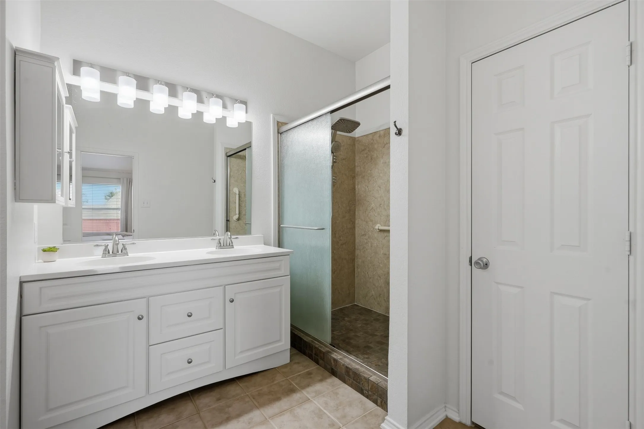Single Family Residence For Sale in Collin County , 2829 Quarter Horse Lane, Celina, Texas 75009, 4 Bedroom, 2 Bathroom, 2 Garage spaces, 1,941 Sqft, built in 2006, mls#21389834, Real Estate Agent in Celina, Homes For Sale in Collin county, Homes For Sale in Celina, Realtor in Celina Texas, Real Estate Brokerage Independent Realty Texas, Luminita Cordes Realtor