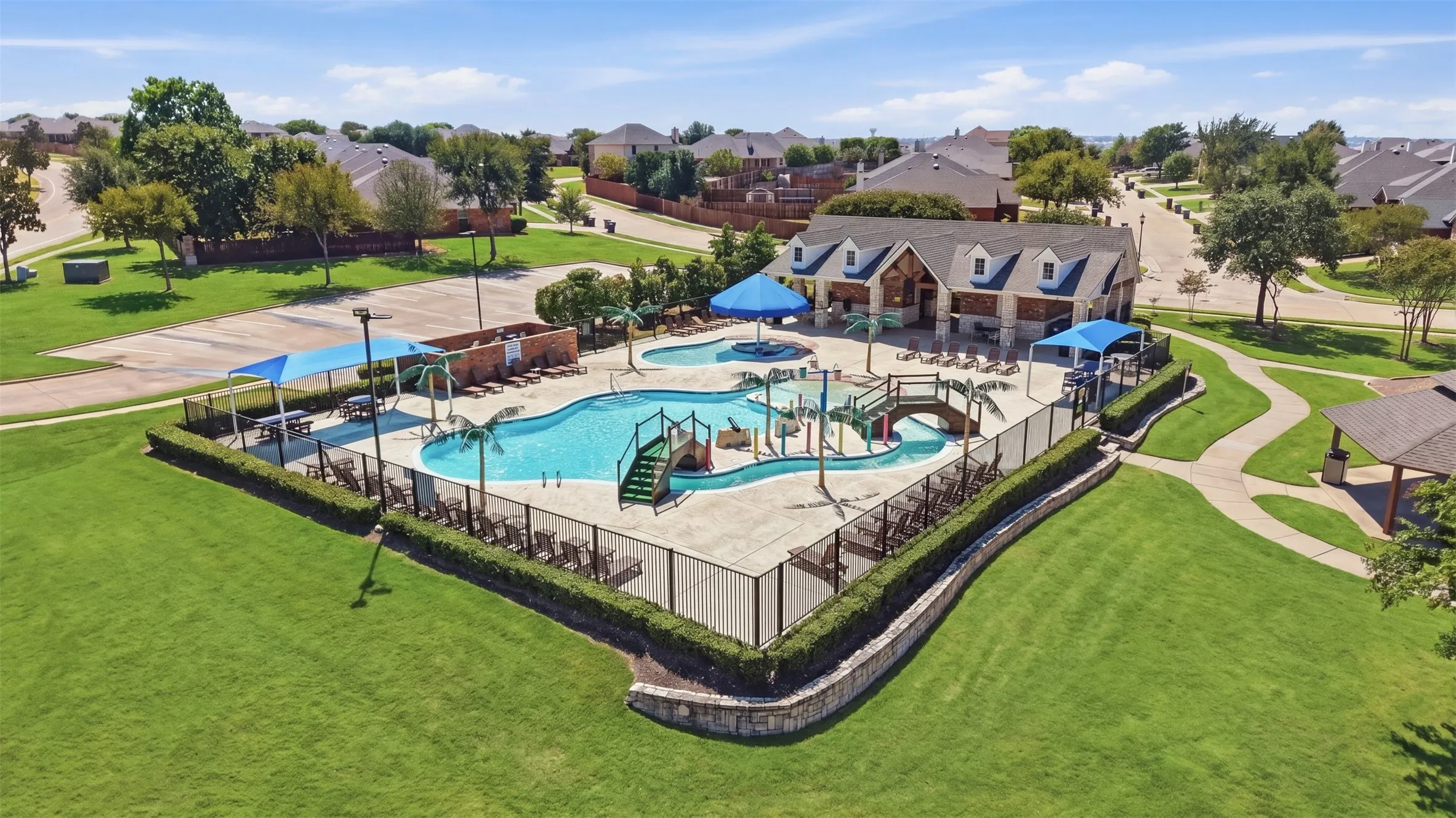 Single Family Residence For Sale in Collin County , 2829 Quarter Horse Lane, Celina, Texas 75009, 4 Bedroom, 2 Bathroom, 2 Garage spaces, 1,941 Sqft, built in 2006, mls#21389834, Real Estate Agent in Celina, Homes For Sale in Collin county, Homes For Sale in Celina, Realtor in Celina Texas, Real Estate Brokerage Independent Realty Texas, Luminita Cordes Realtor