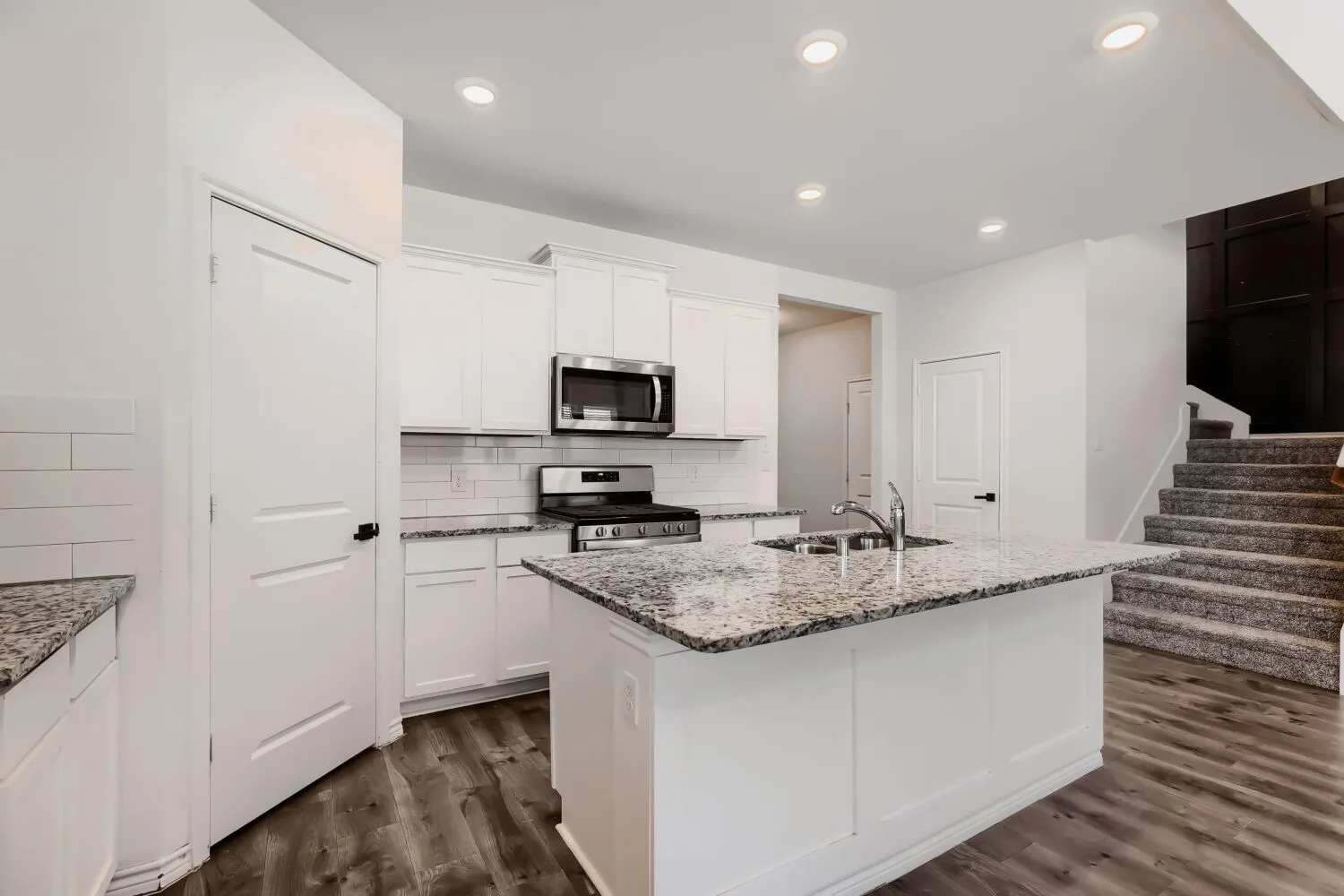 Single Family Residence For Sale in Collin County , 606 Saddle Club Way, Princeton, Texas 75407, 4 Bedroom, 3 Bathroom, 2 Garage spaces, 2,193 Sqft, built in 2019, mls#21388544, Real Estate Agent in Princeton, Homes For Sale in Collin county, Homes For Sale in Princeton, Realtor in Princeton Texas, Real Estate Brokerage Independent Realty Texas, Luminita Cordes Realtor