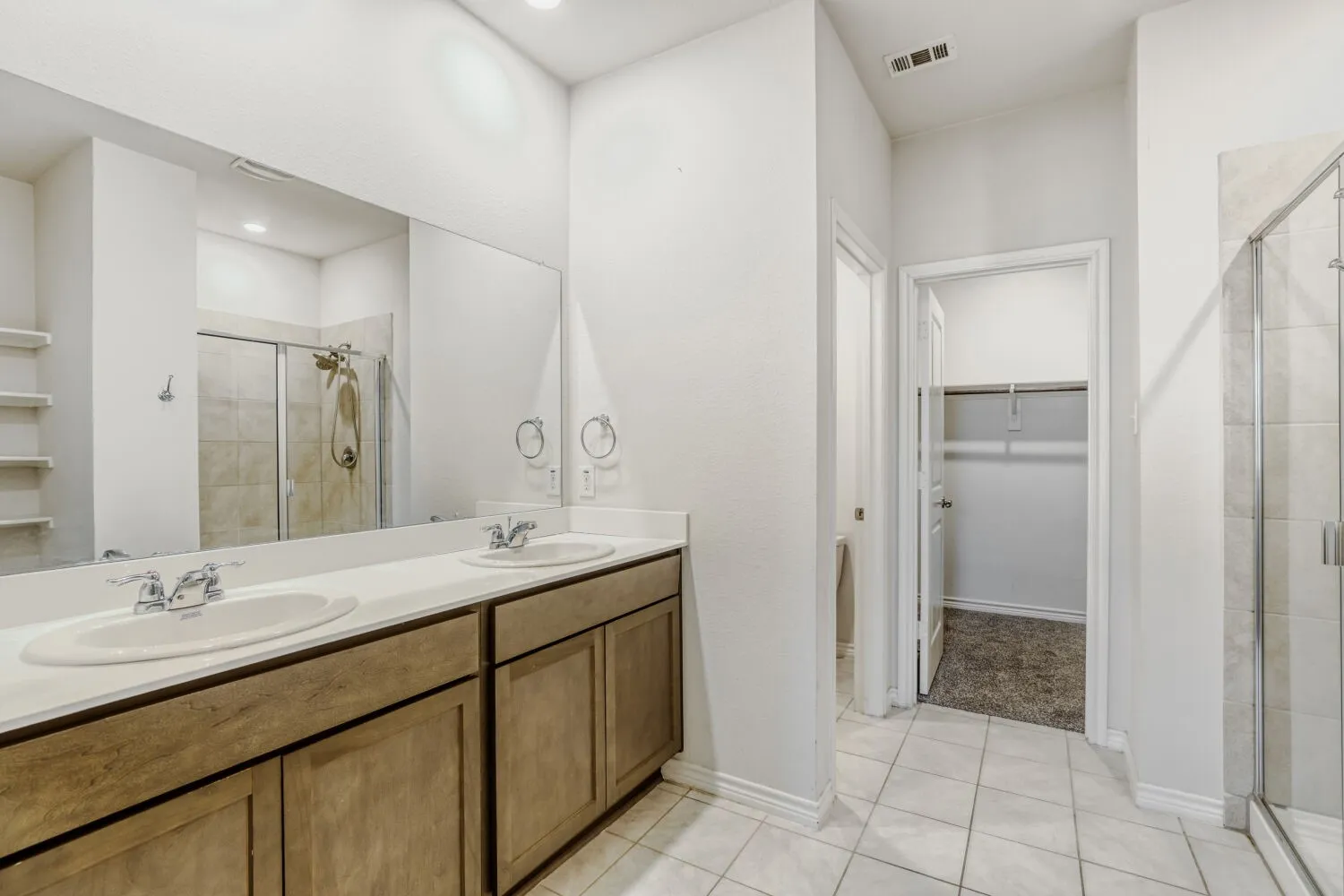 Single Family Residence For Sale in Collin County , 606 Saddle Club Way, Princeton, Texas 75407, 4 Bedroom, 3 Bathroom, 2 Garage spaces, 2,193 Sqft, built in 2019, mls#21388544, Real Estate Agent in Princeton, Homes For Sale in Collin county, Homes For Sale in Princeton, Realtor in Princeton Texas, Real Estate Brokerage Independent Realty Texas, Luminita Cordes Realtor