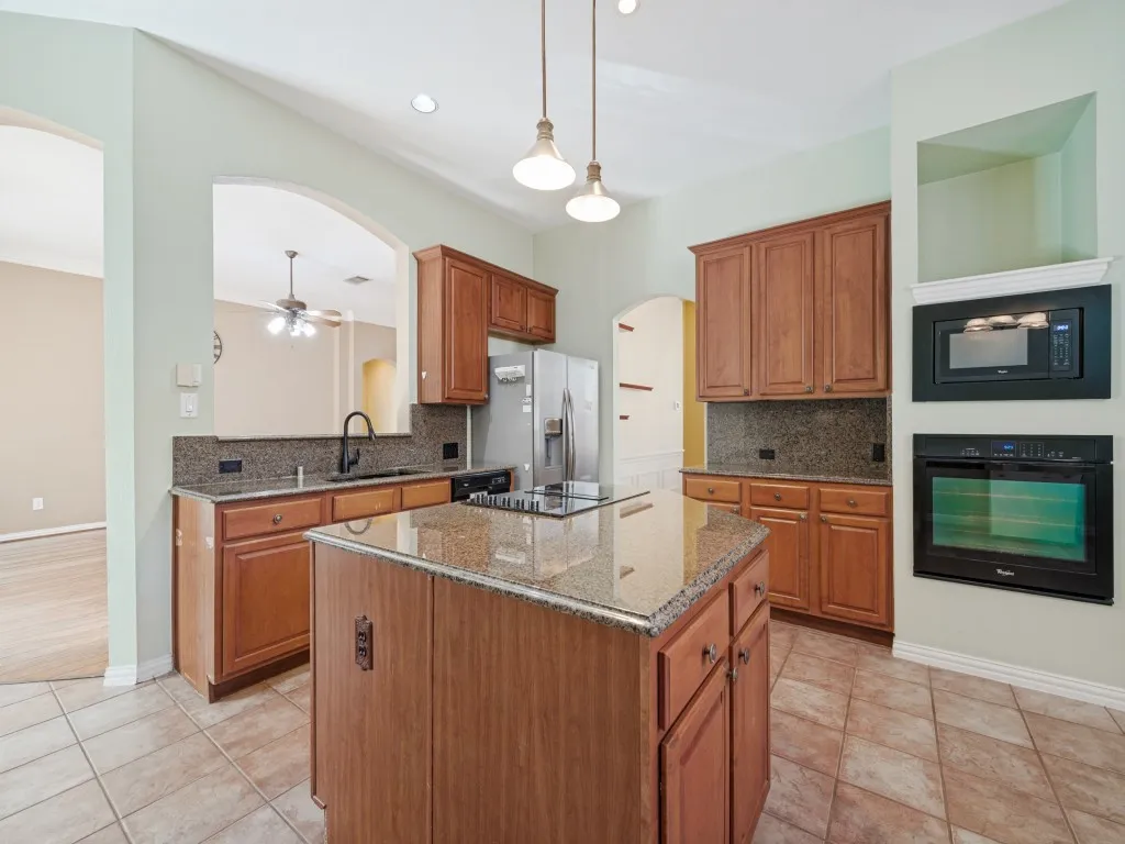 Single Family Residence For Sale in Collin County , 8508 High Meadows Drive, Plano, Texas 75025, 4 Bedroom, 4 Bathroom, 2 Garage spaces, 3,449 Sqft, built in 1997, mls#21389381, Real Estate Agent in Plano, Homes For Sale in Collin county, Homes For Sale in Plano, Realtor in Plano Texas, Real Estate Brokerage Independent Realty Texas, Luminita Cordes Realtor