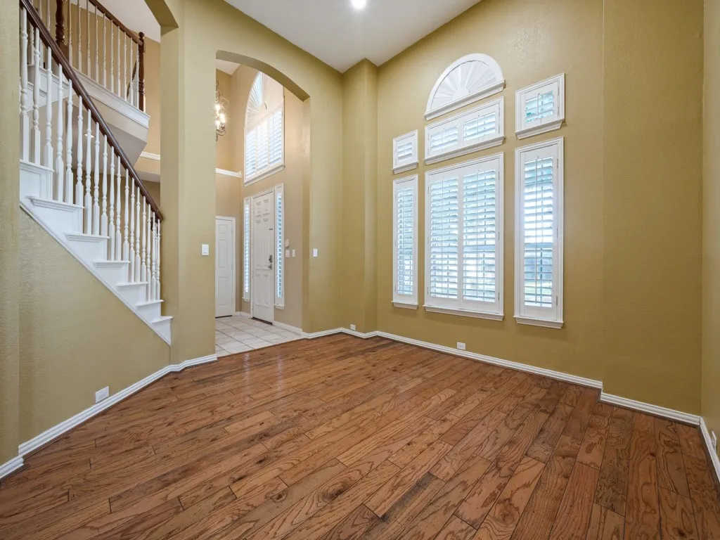 Single Family Residence For Sale in Collin County , 8508 High Meadows Drive, Plano, Texas 75025, 4 Bedroom, 4 Bathroom, 2 Garage spaces, 3,449 Sqft, built in 1997, mls#21389381, Real Estate Agent in Plano, Homes For Sale in Collin county, Homes For Sale in Plano, Realtor in Plano Texas, Real Estate Brokerage Independent Realty Texas, Luminita Cordes Realtor