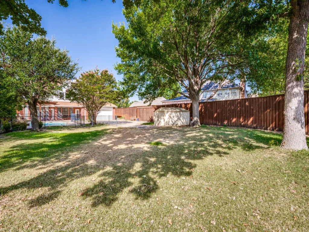 Single Family Residence For Sale in Collin County , 8508 High Meadows Drive, Plano, Texas 75025, 4 Bedroom, 4 Bathroom, 2 Garage spaces, 3,449 Sqft, built in 1997, mls#21389381, Real Estate Agent in Plano, Homes For Sale in Collin county, Homes For Sale in Plano, Realtor in Plano Texas, Real Estate Brokerage Independent Realty Texas, Luminita Cordes Realtor