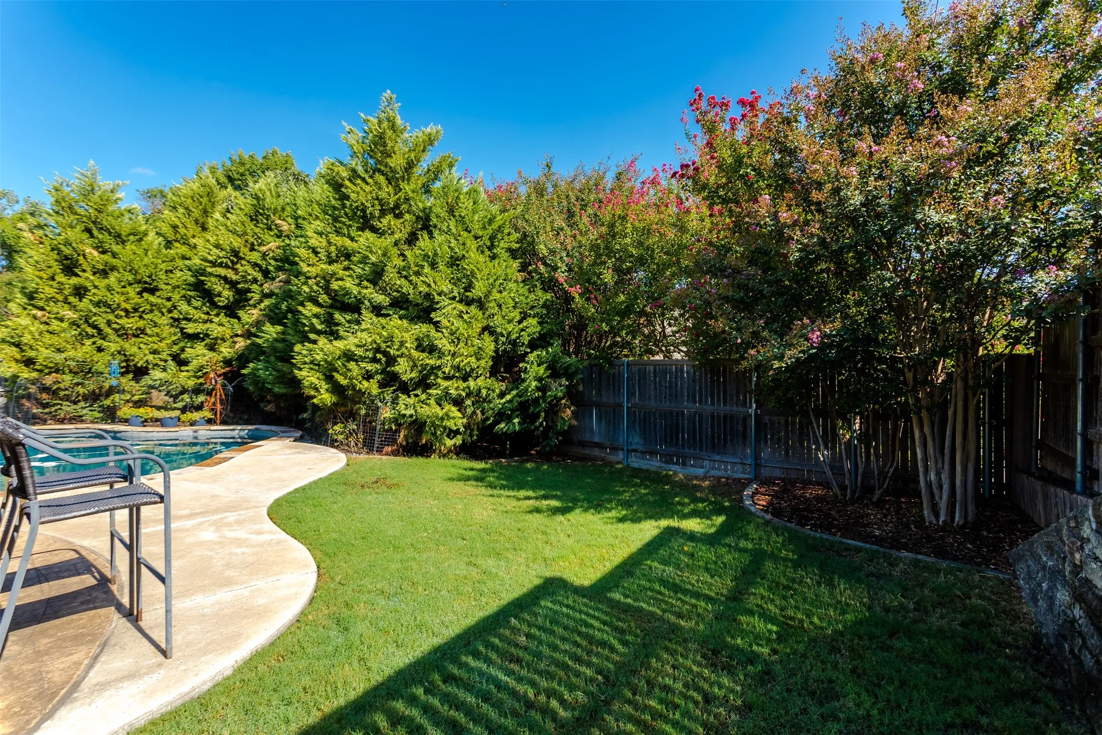 Single Family Residence For Sale in Collin County , 5108 Raincrest Drive, Mc Kinney, Texas 75071, 4 Bedroom, 3 Bathroom, 2 Garage spaces, 2,815 Sqft, built in 1999, mls#21389719, Real Estate Agent in Mc Kinney, Homes For Sale in Collin county, Homes For Sale in Mc Kinney, Realtor in Mc Kinney Texas, Real Estate Brokerage Independent Realty Texas, Luminita Cordes Realtor