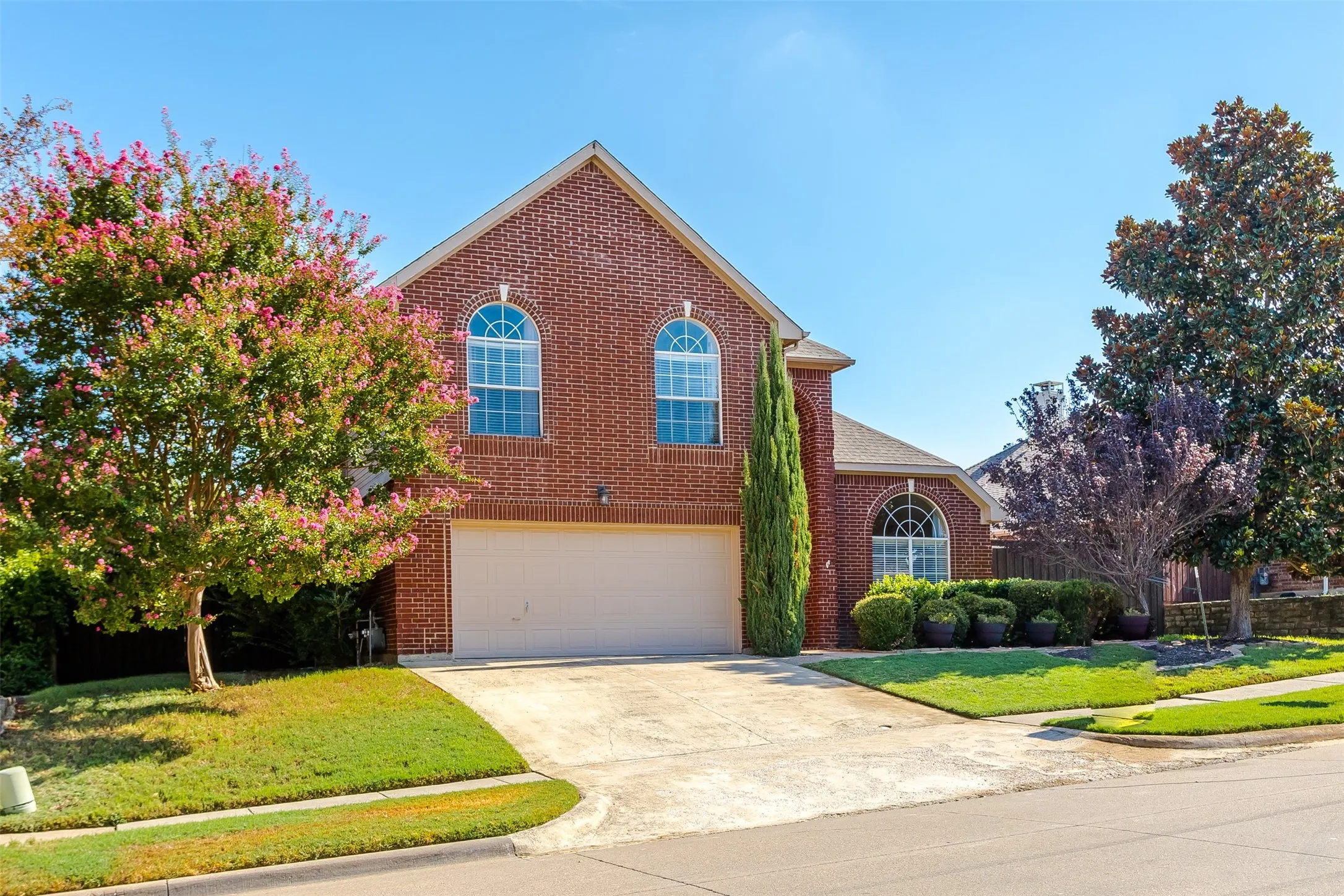 Single Family Residence For Sale